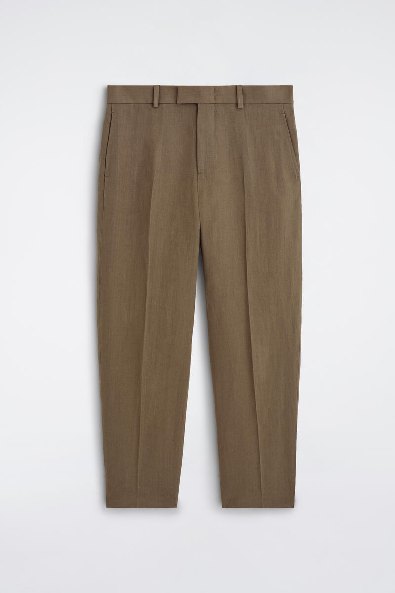 Linen Relaxed-Fit Tapered Pants in Green