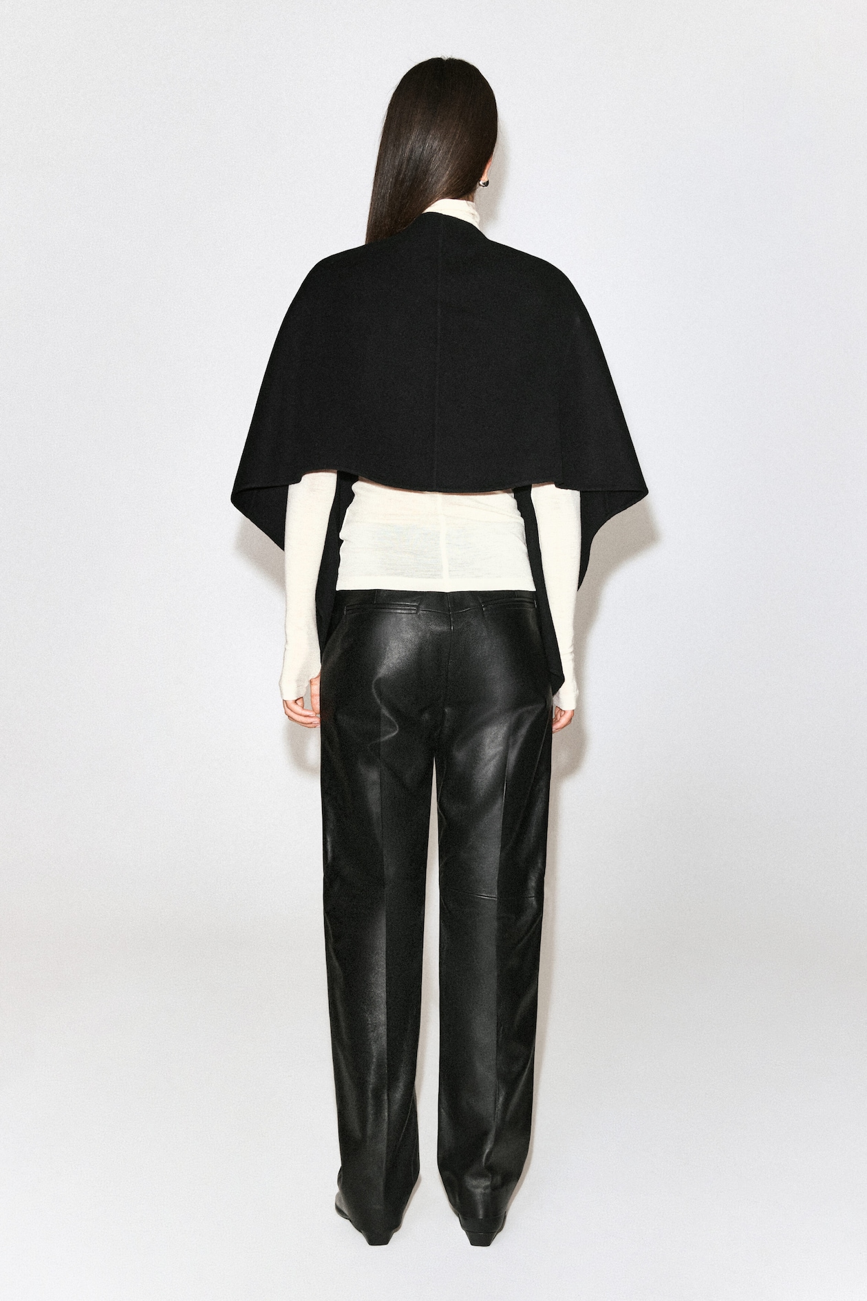 DOUBLE-FACED WOOL-BLEND CAPE — BLACK
