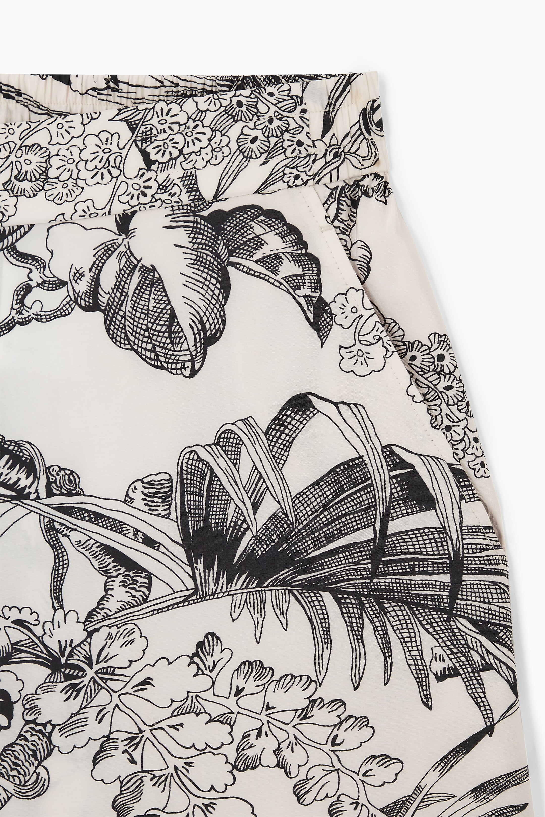 View larger image: BOTANICAL-PRINT TROUSERS - WHITE / LEAF PRINT - Ladies | H&M GB 3