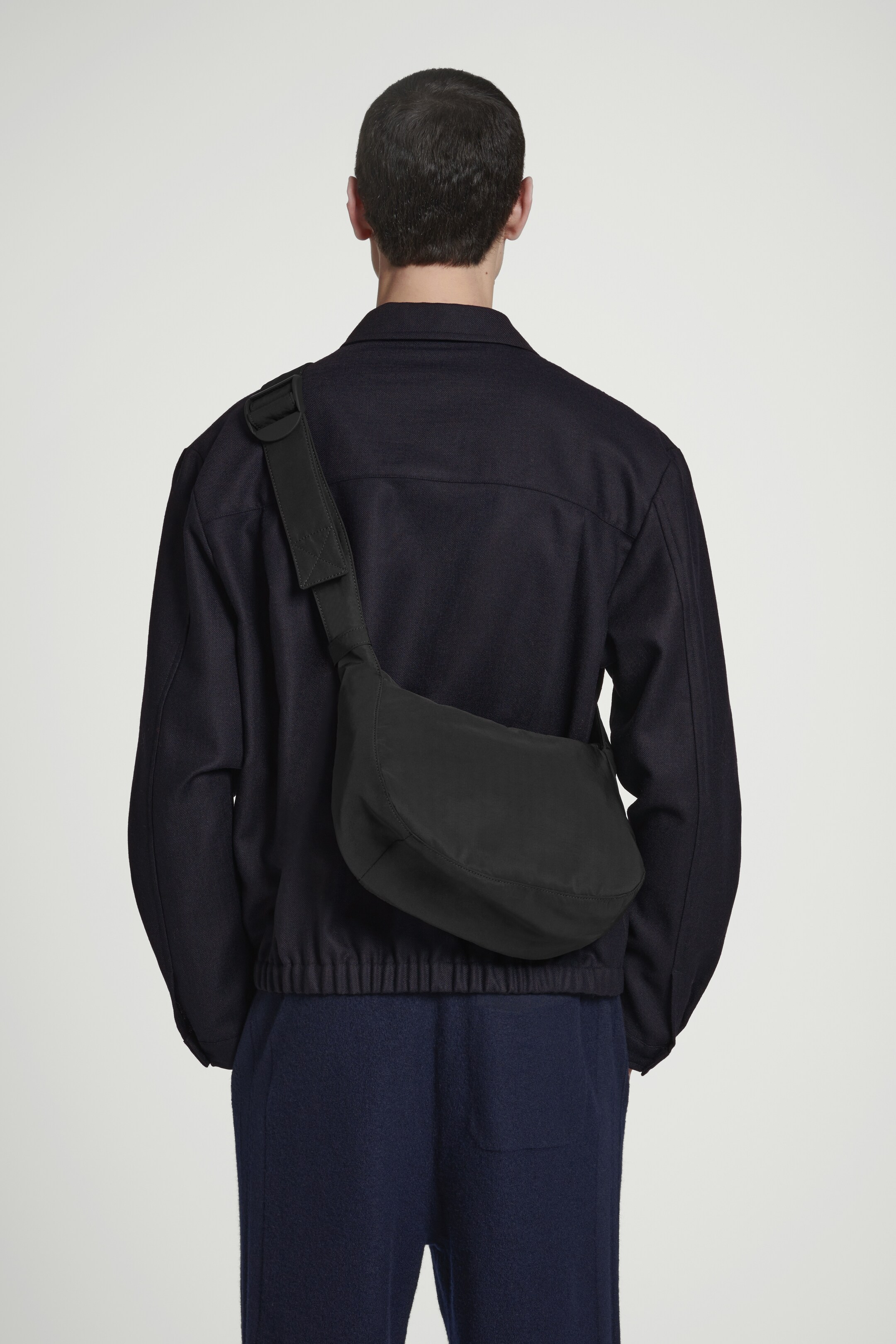 Agrandir l'image: SAC SELLE BANDOULIÈRE - NYLON - NOIR - HOMME | H&M CH 3