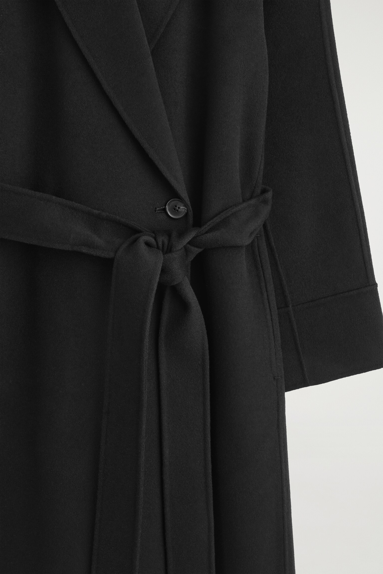 BELTED DOUBLE-FACED WOOL COAT - BLACK/BURGUNDY - 6