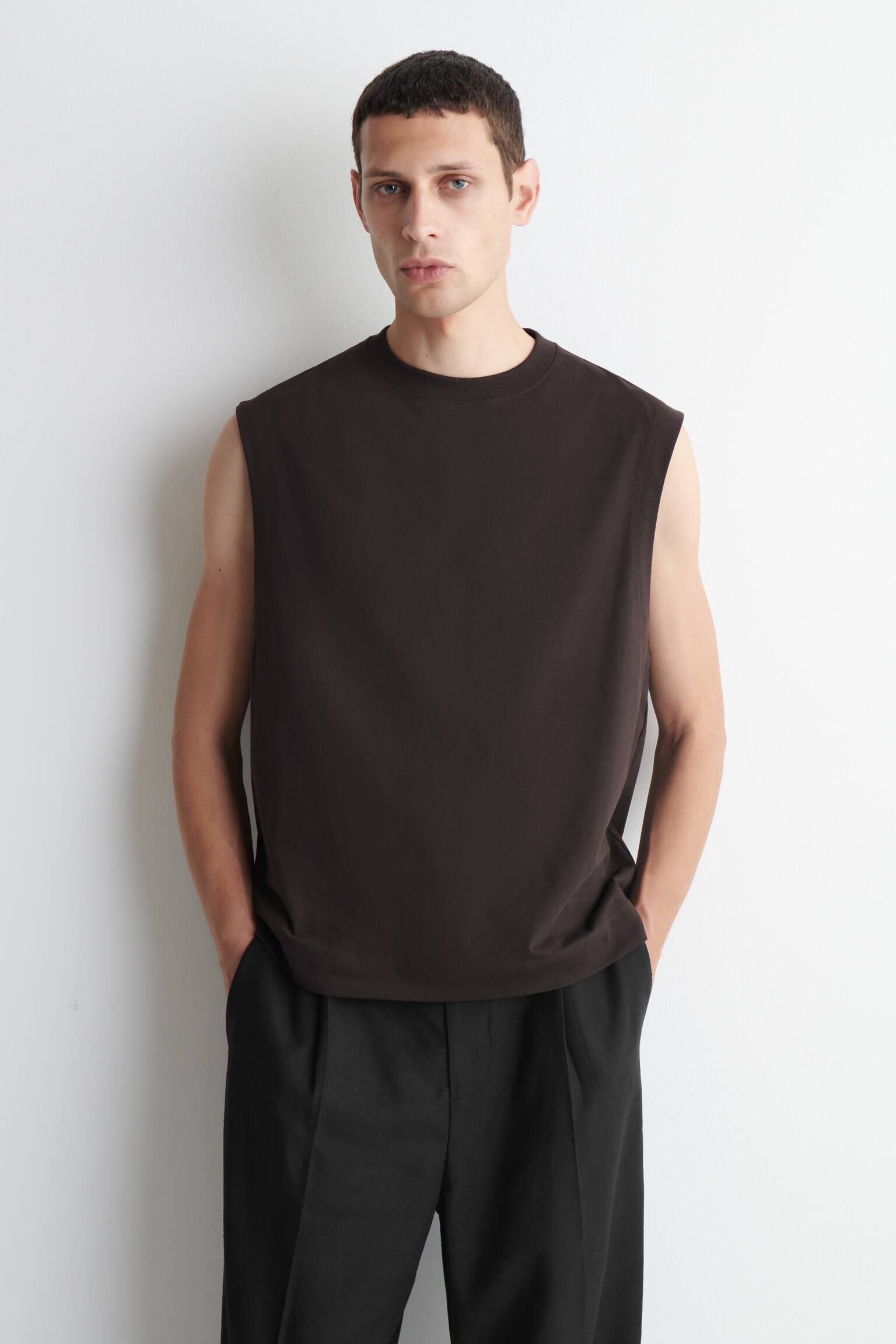 LOCKERES TANKTOP AUS BAUMWOLL-CRÊPE - DUNKELBRAUN/NAVYBLAU/SCHWARZ - 1