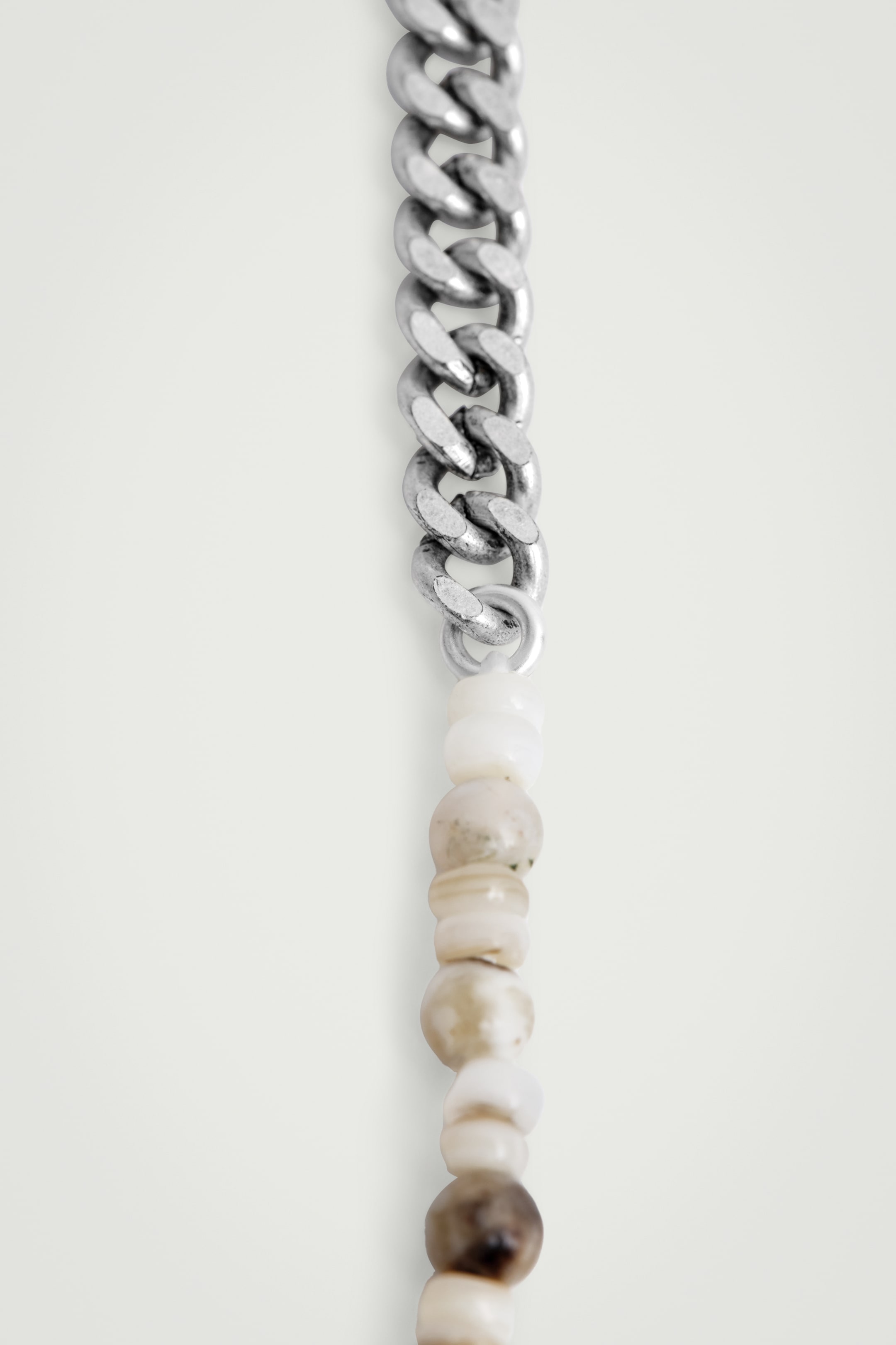 Agrandir l'image: COLLIER CHAÎNE PERLÉ DE PIERRES MINÉRALES - BLANC / BRUN - HOMME | H&M BE 3