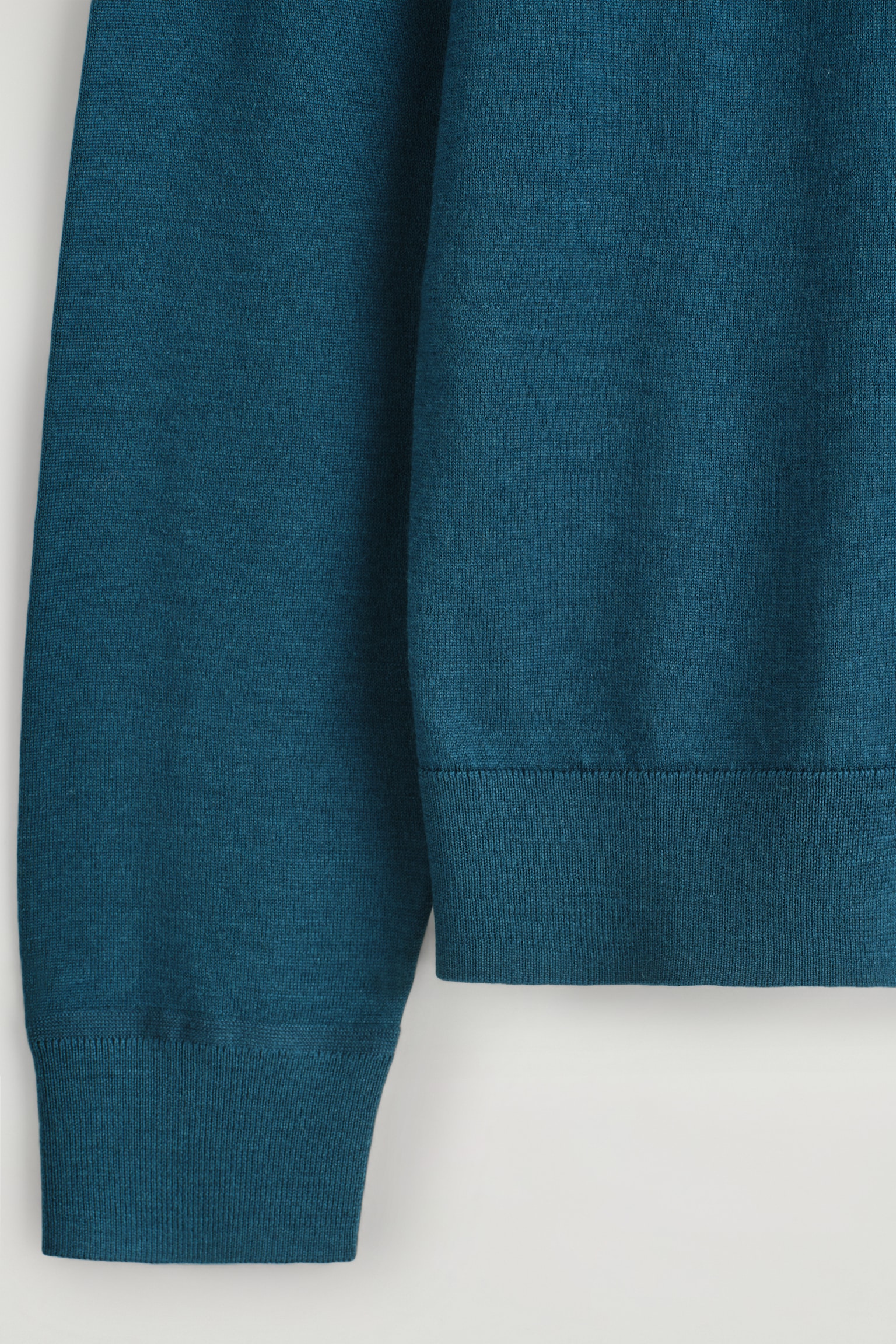 JERSEY CUELLO PERKINS LANA MERINO SLIM FIT - VERDE AZULADO - 7