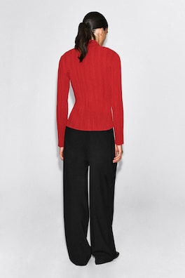 PLEATED JACQUARD CARDIGAN — RED 5