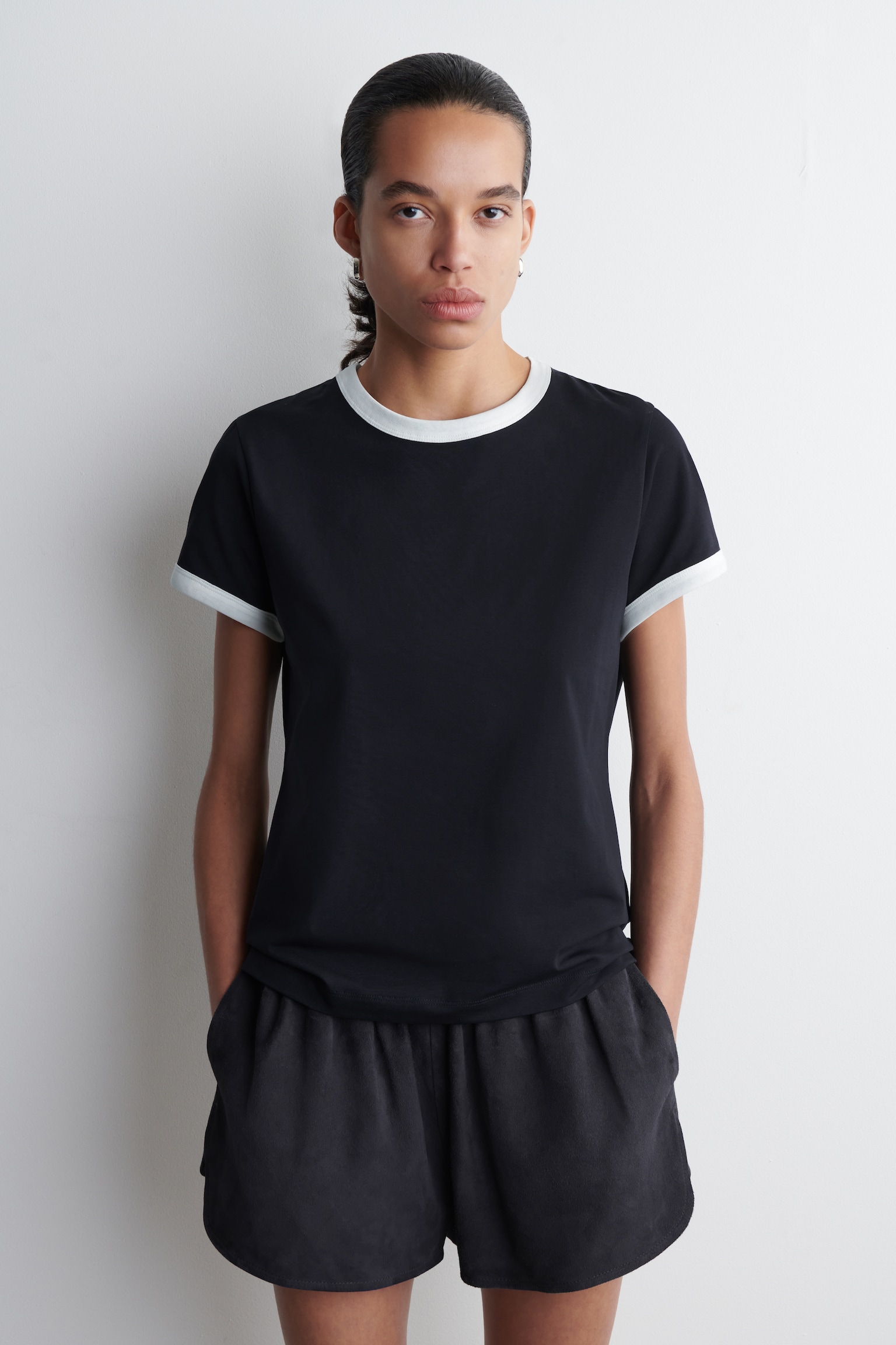 T-SHIRT RINGER CON BORDI A CONTRASTO - BLU NAVY / BIANCO/BIANCO / MARRONE/NERO/BIANCO / RIGHE