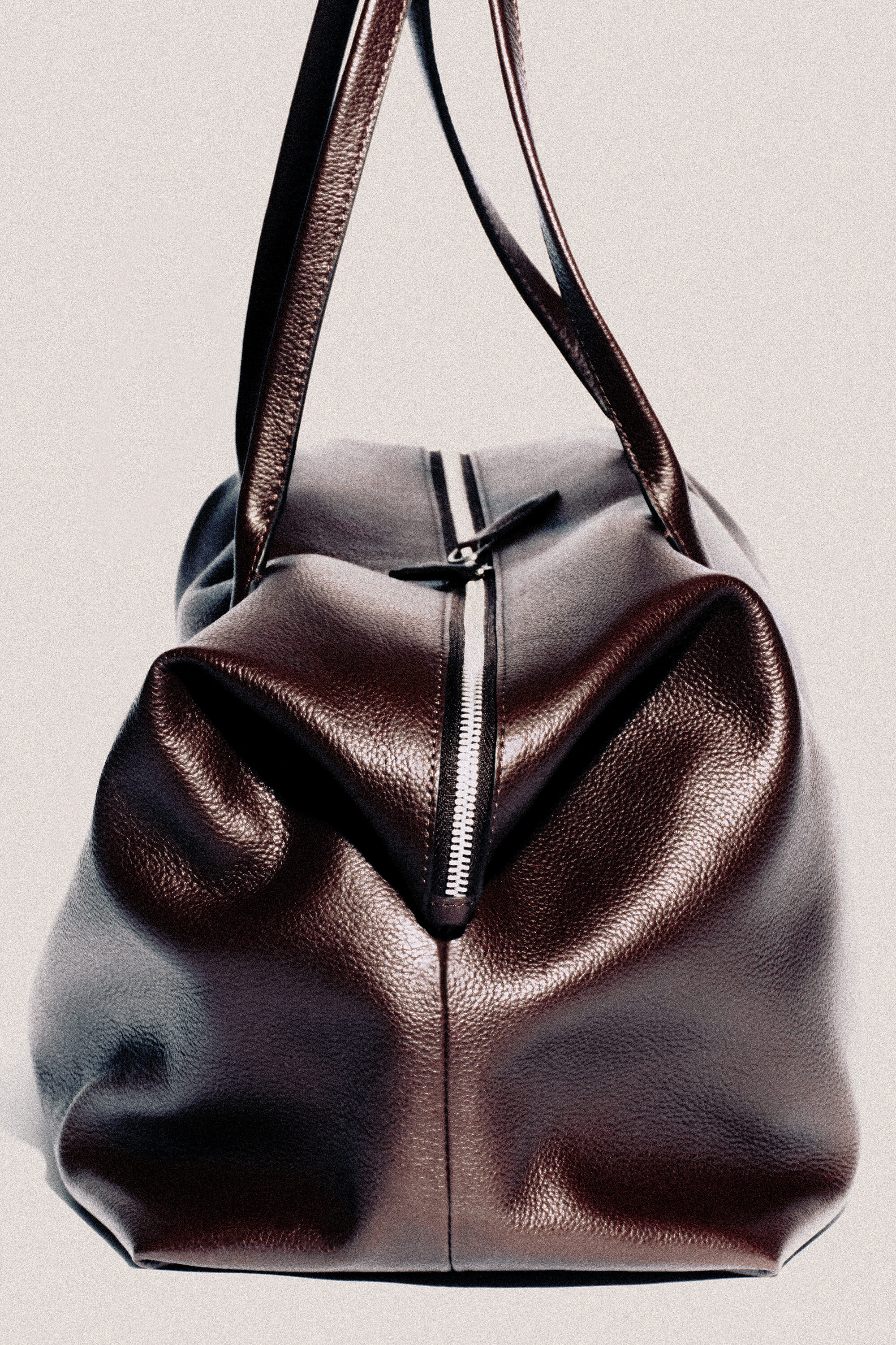 COS BOWLING BAG - LEATHER ブラウン FRIEZE BOWLING BAG - LEATHER - BROWN | COS US