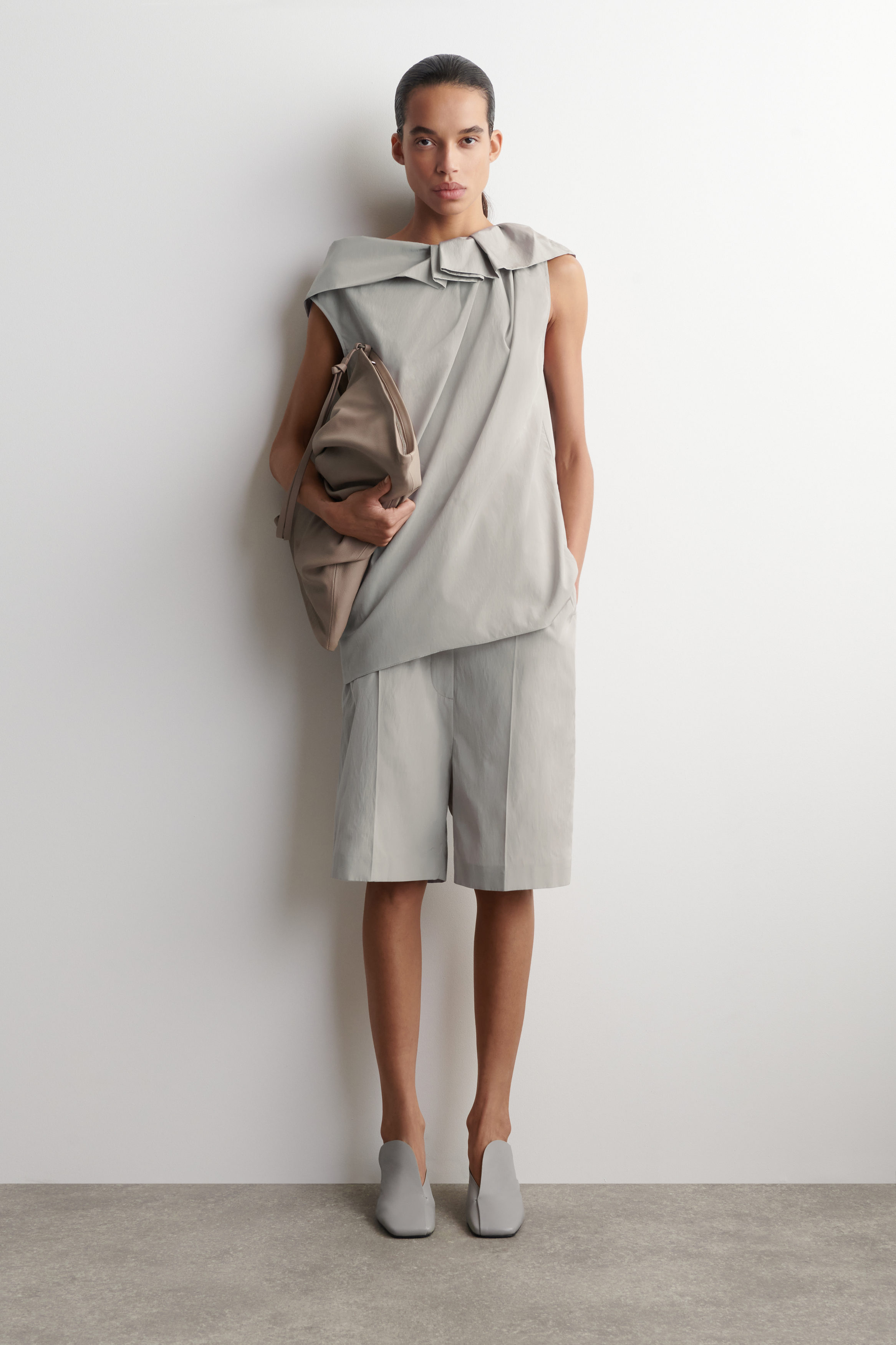 OVERSIZED DRAPED TOP - DOVE GREY | COS CA