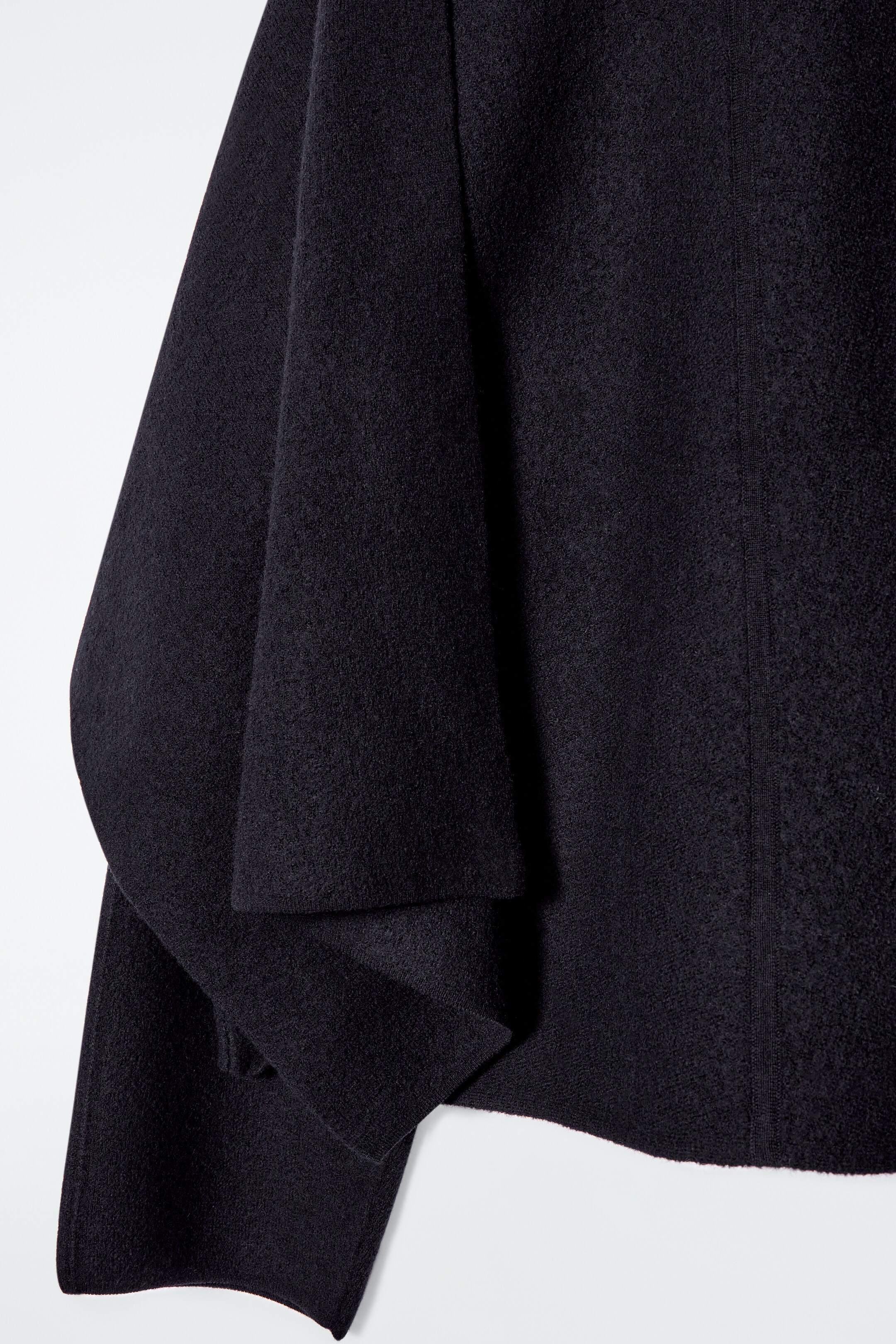 Zobraziť väčší obrázok: VLNENÝ PLÁŠŤ S DETAILOM ŠÁLU - TMAVOMODRÁ - ŽENY | H&M SK 3