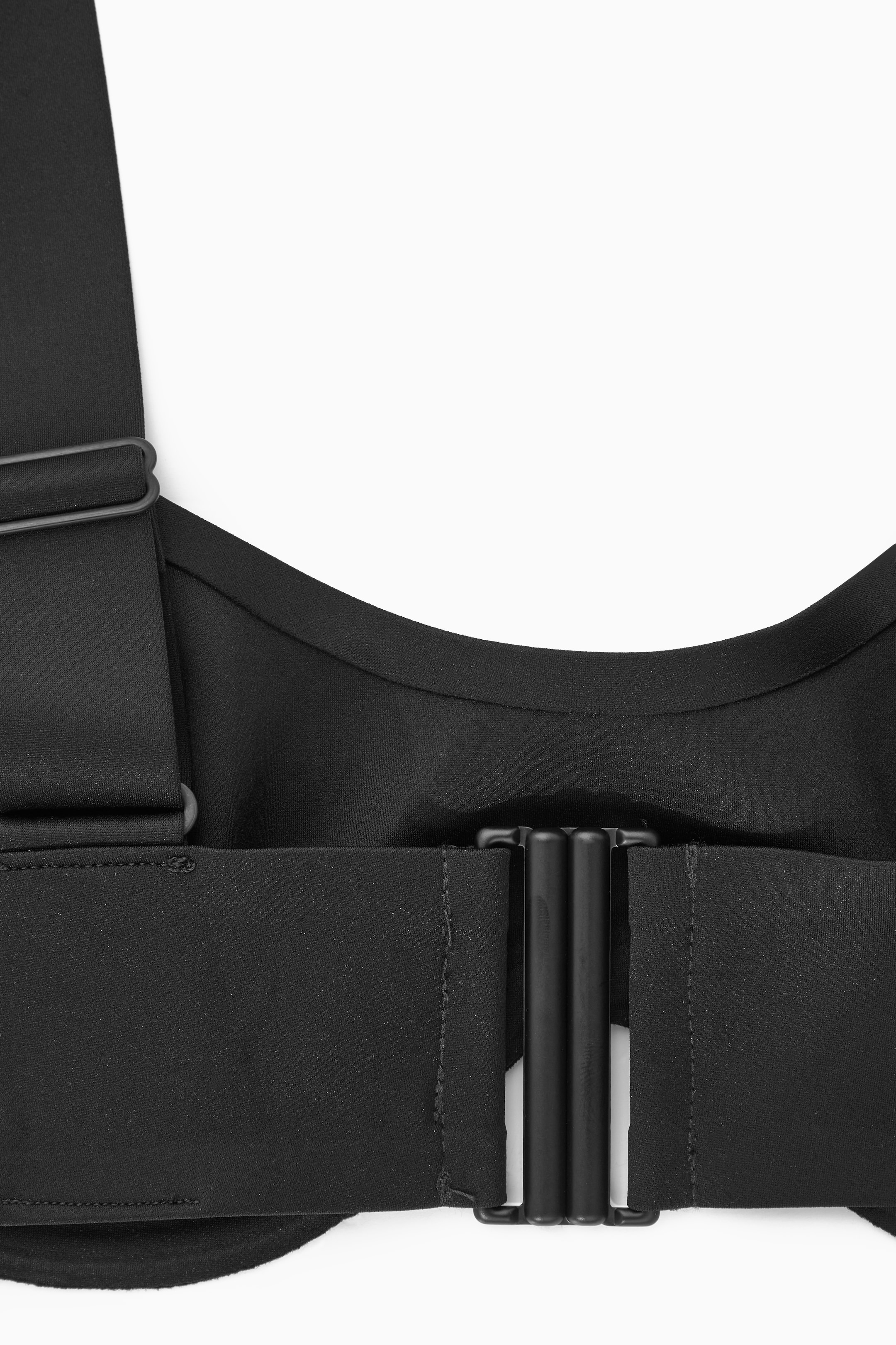 Grösseres Bild ansehen: BÜGEL-BIKINIOBERTEIL - SCHWARZ - DAMEN | H&M CH 3