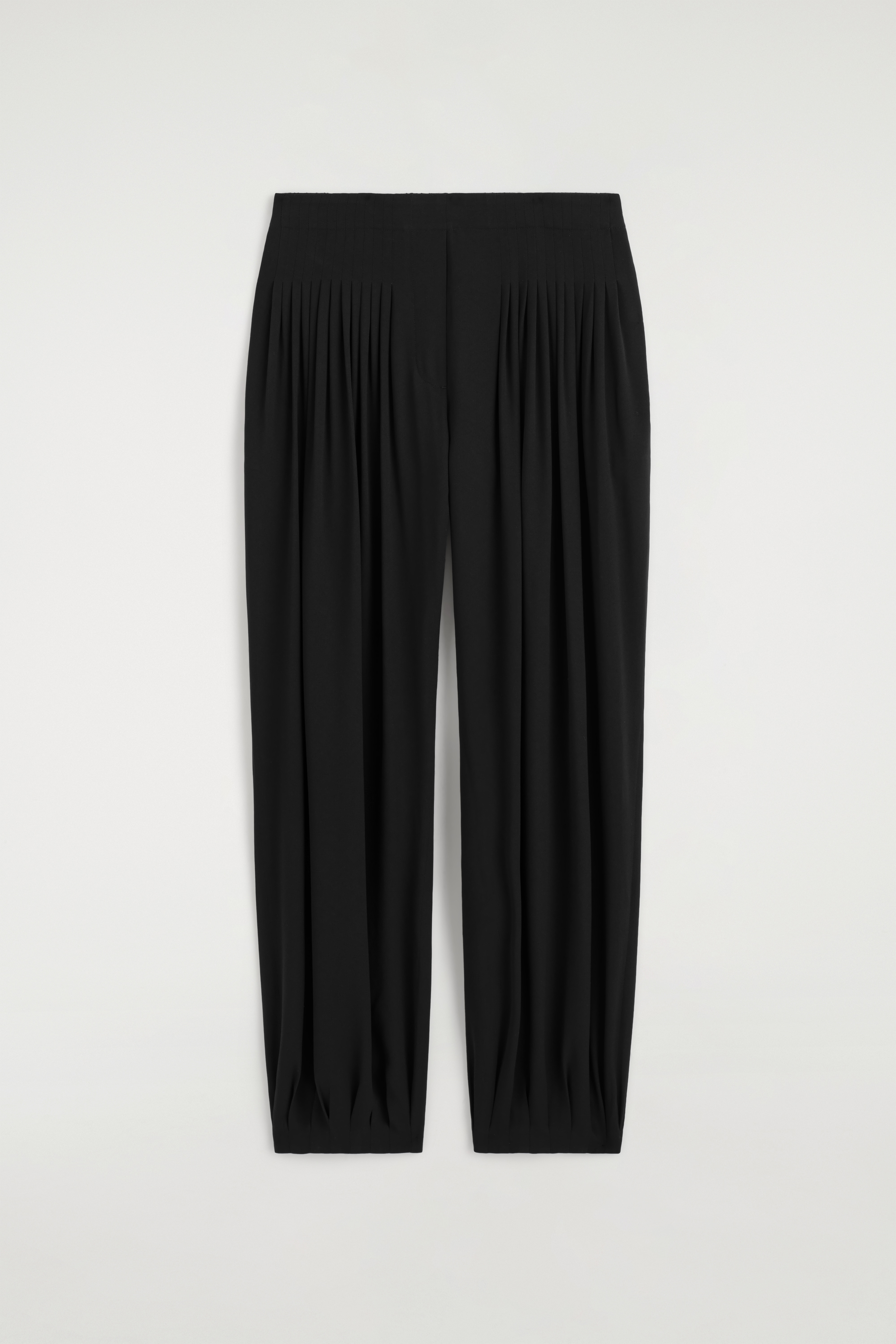PANTALÓN GLOBO PLISADO DE CREPÉ - NEGRO