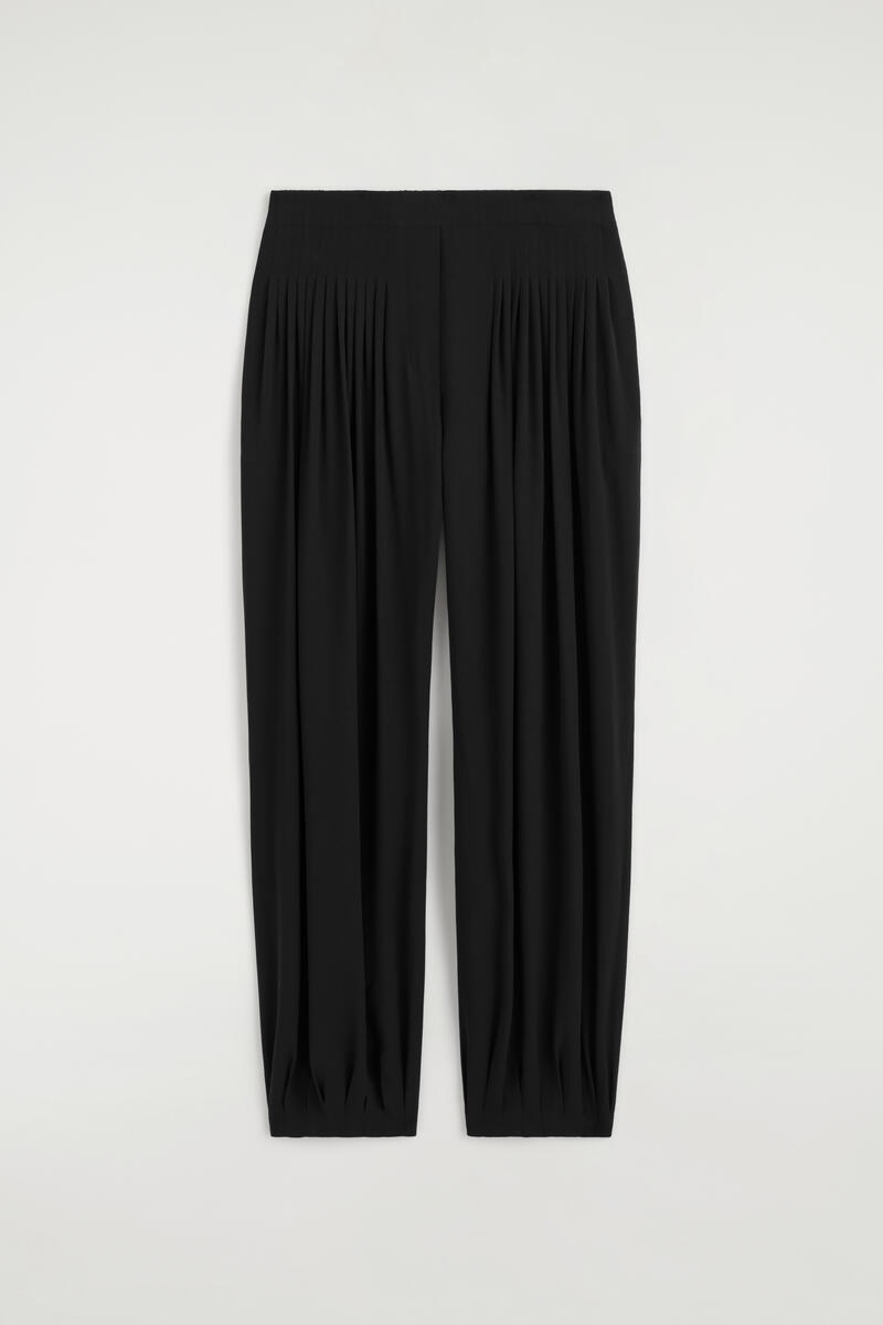 Pleated Crepe Balloon Pants