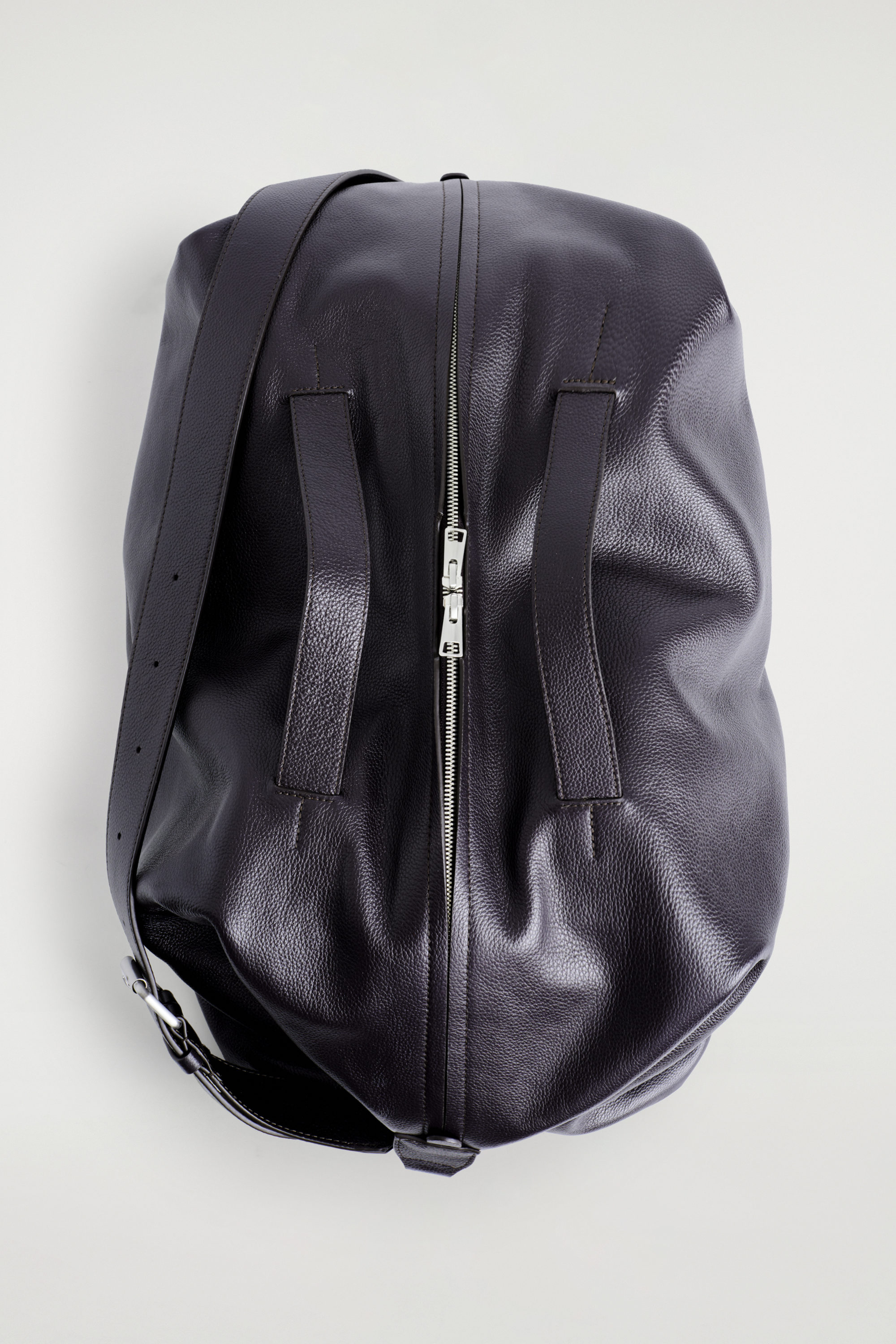 BOWLING BAG - LEATHER - ESPRESSO | COS US