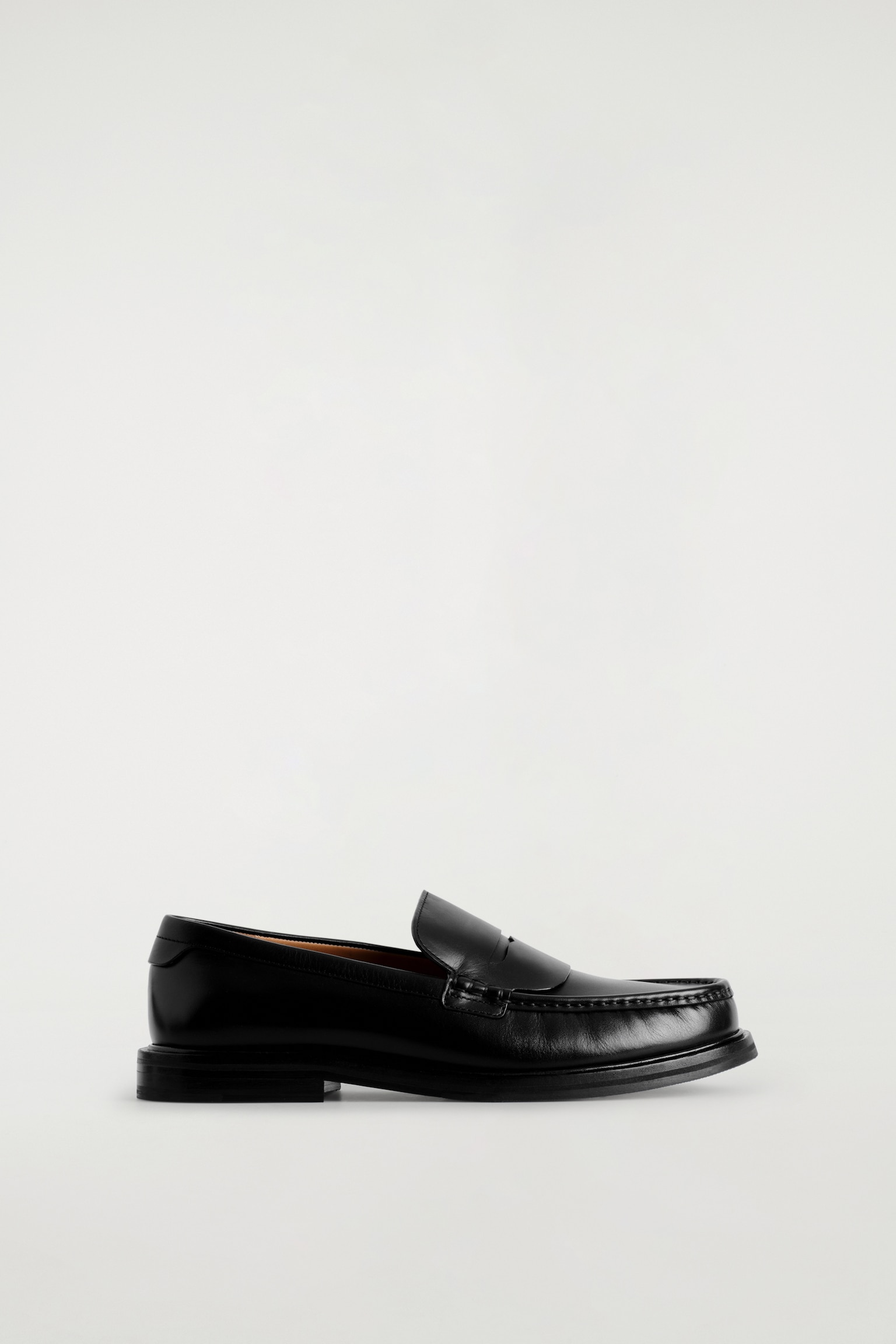 MOCASINES DE PIEL CLÁSICOS - NEGRO/MARRÓN OSCURO - 2