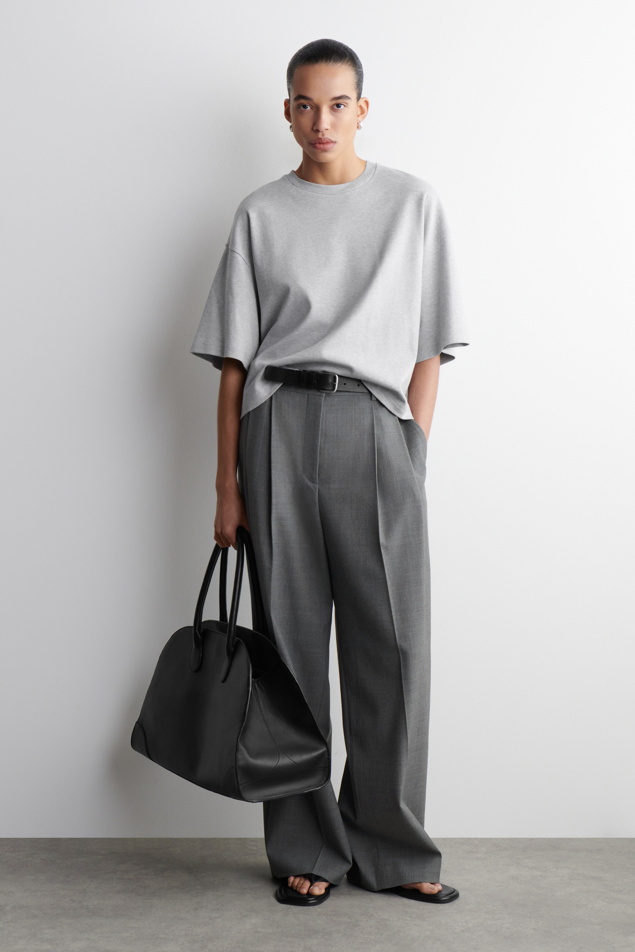 Ingrandisci l'immagine: OVERSIZED BOXY T-SHIRT - GREY MÉLANGE - DONNA | H&M CH 2
