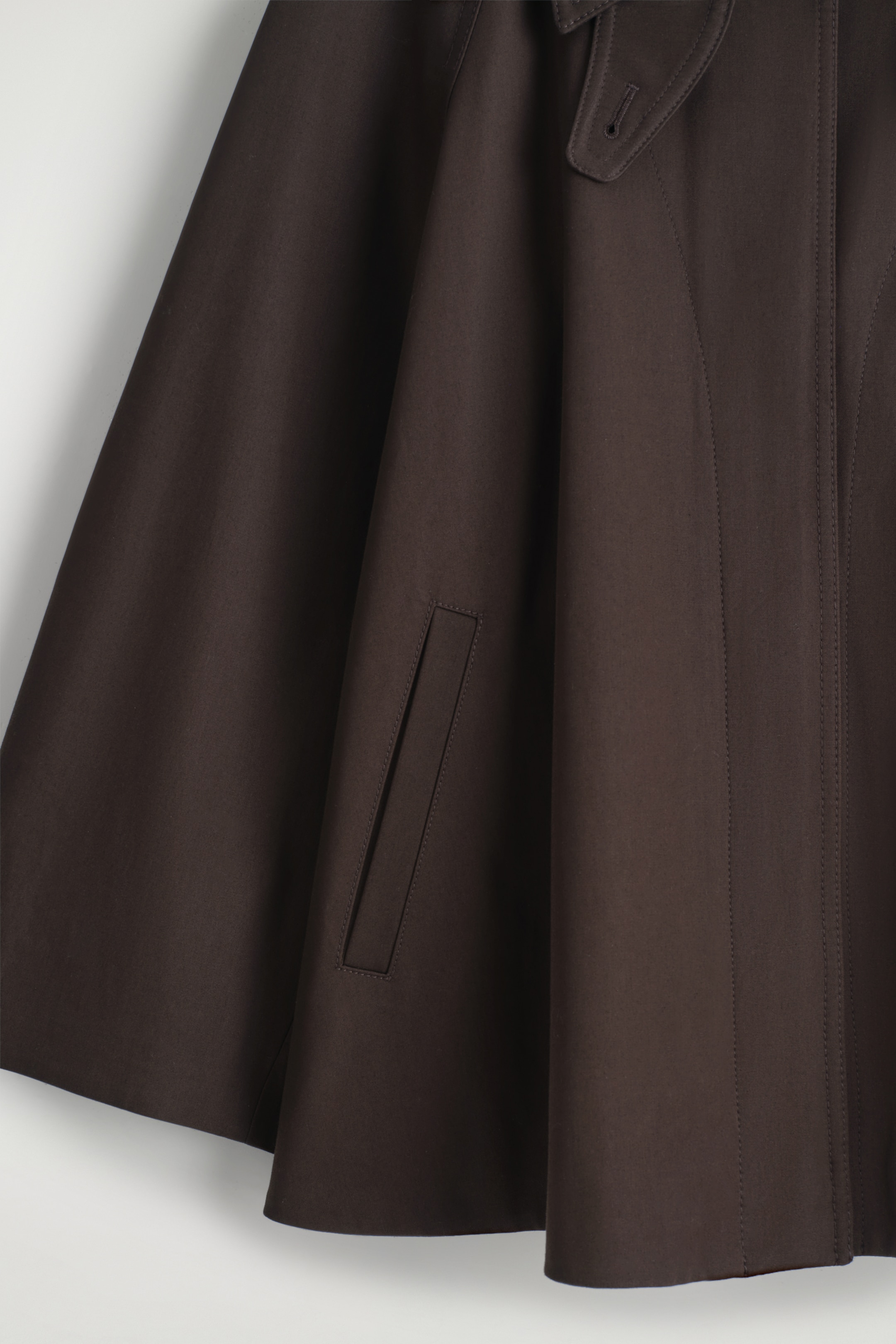 Grösseres Bild ansehen: TRENCHCOAT IN A-LINIE - BRAUN - DAMEN | H&M CH 8