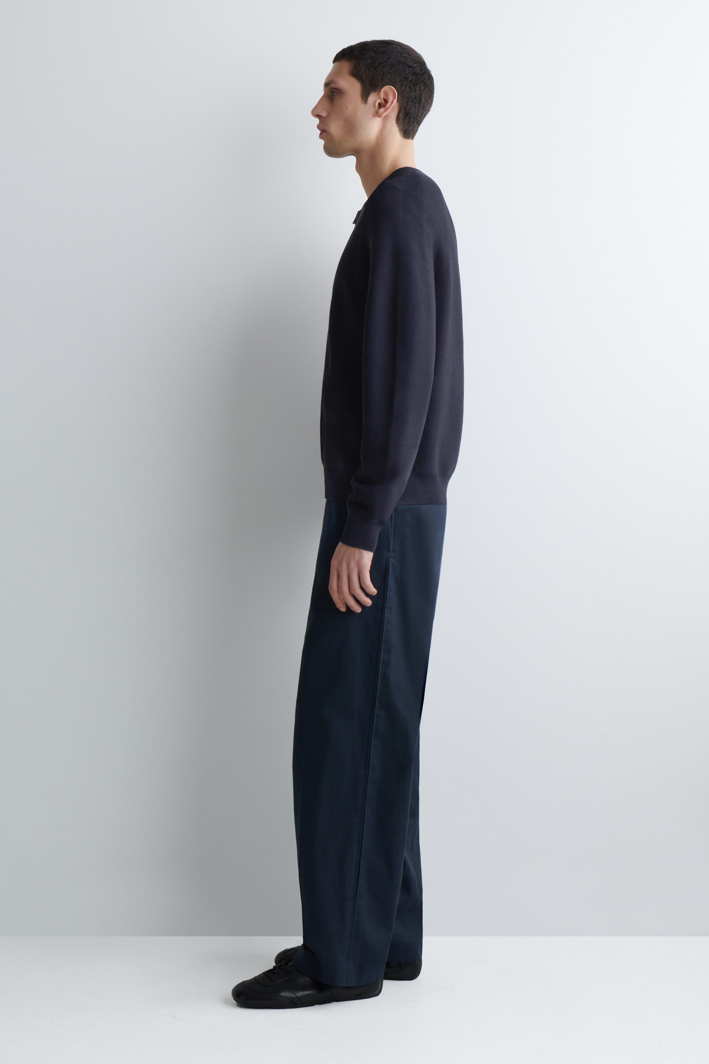 COS レーサーネック　ニットジャケット RACER-NECK KNITTED JACKET - NAVY | COS US
