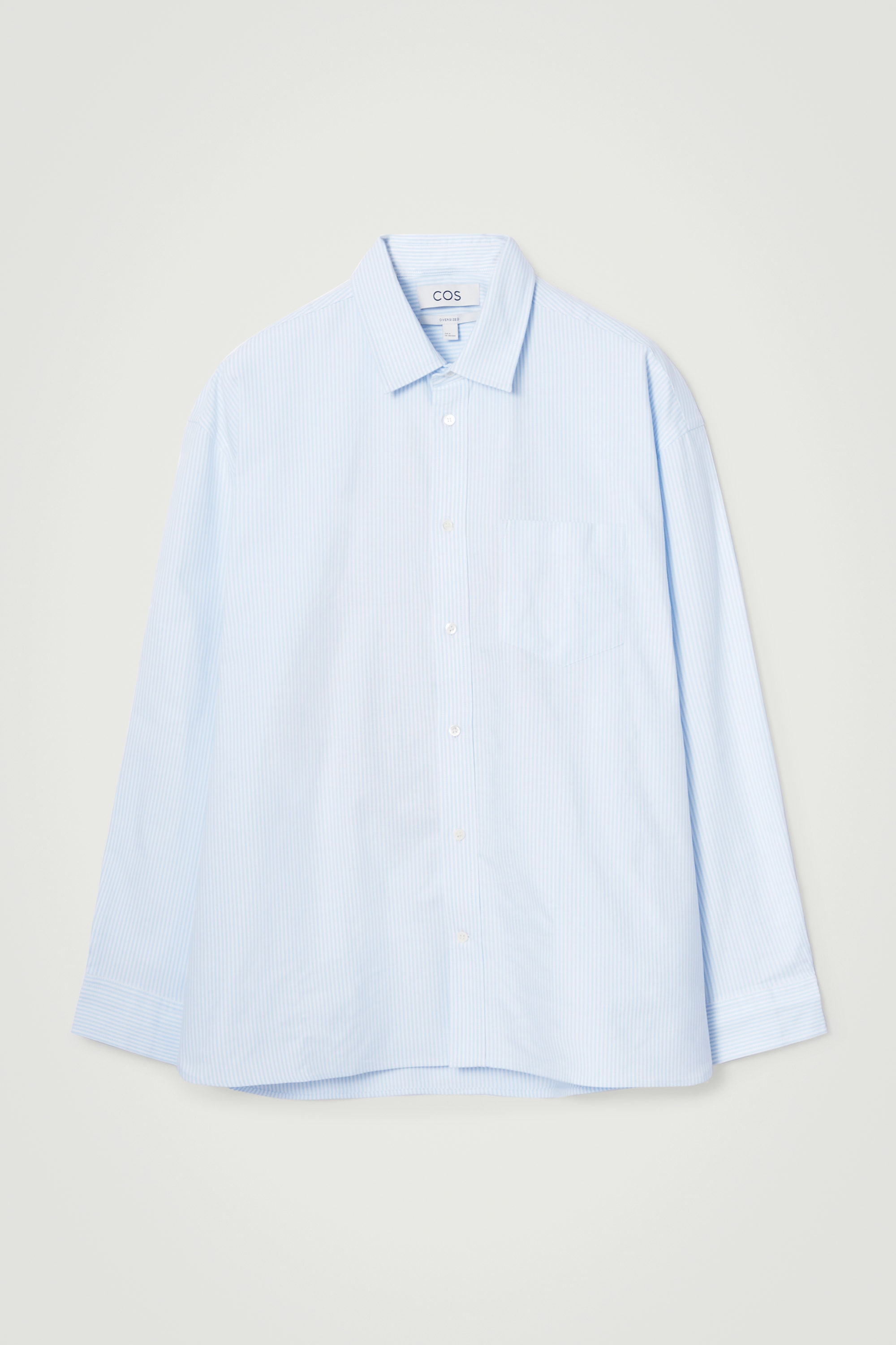 WIDE OVERSIZED COTTON OXFORD SHIRT - BLUE / PINSTRIPED | COS