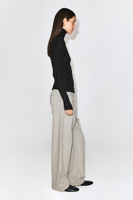 MERINO WOOL TURTLENECK TOP — BLACK 4
