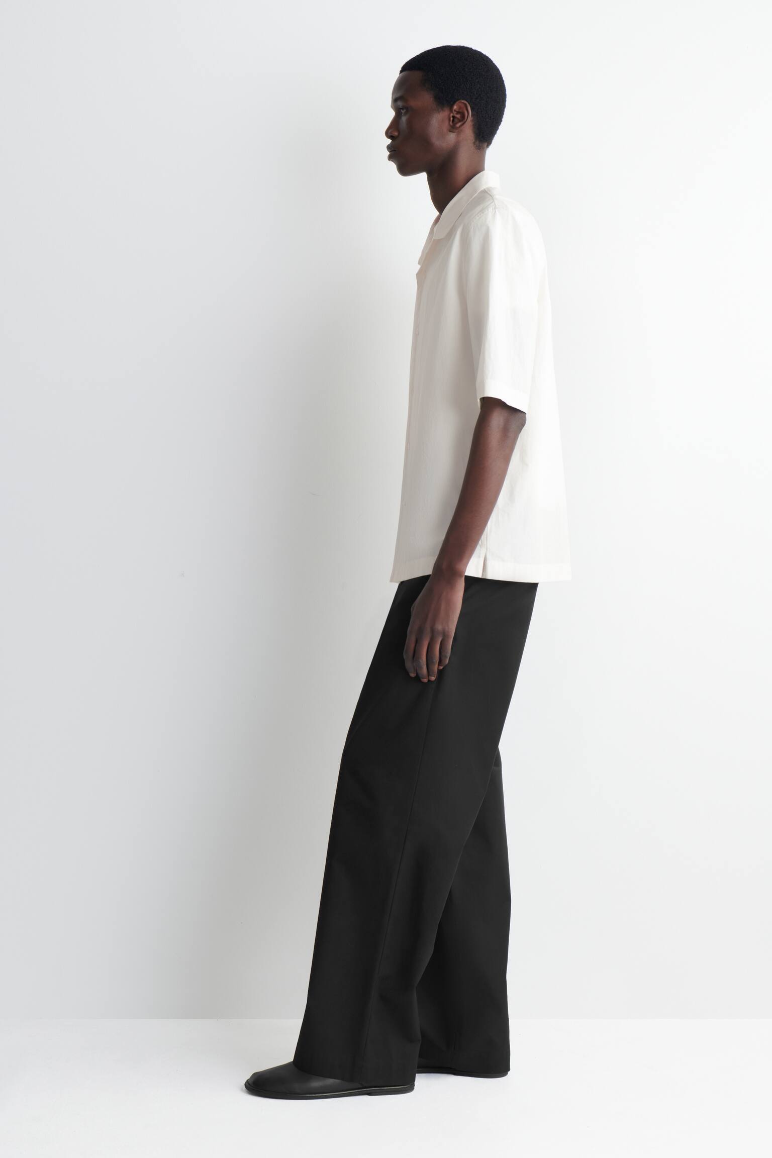 ΠΟΥΚΑΜΙΣΟ ΑΠΟ ΒΑΜΒΑΚΙ ΜΕ ΓΙΑΚΑ ΚΑΜΠ ΣΕ ΣΤΕΝΗ ΓΡΑΜΜΗ-ΕΚΡΟΥ - 5