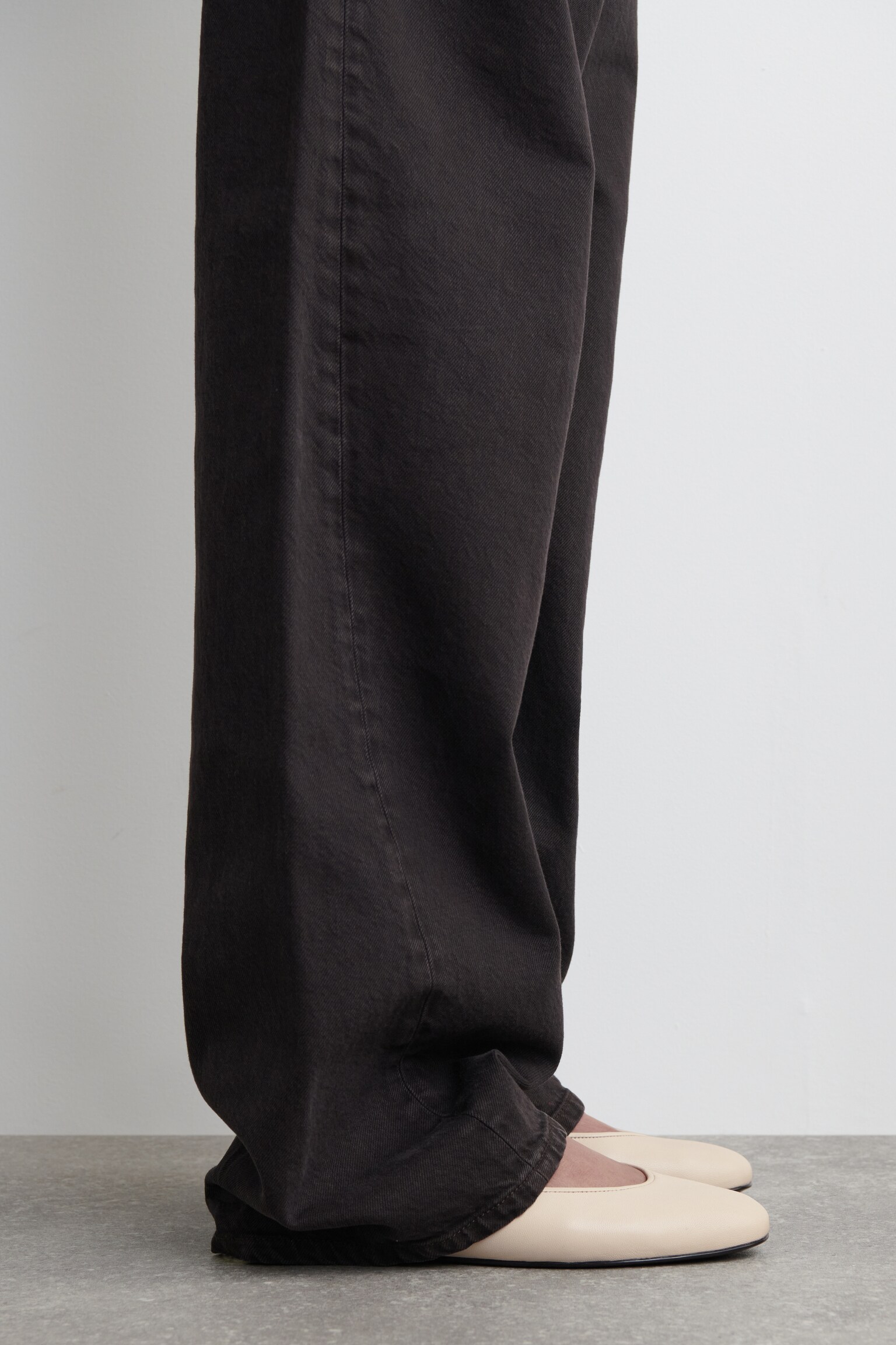 BAILARINAS DE PIEL - CRUDO/NEGRO - 5