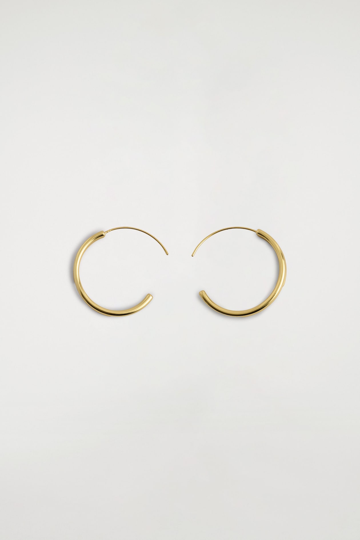 STACKED HOOP EARRINGS