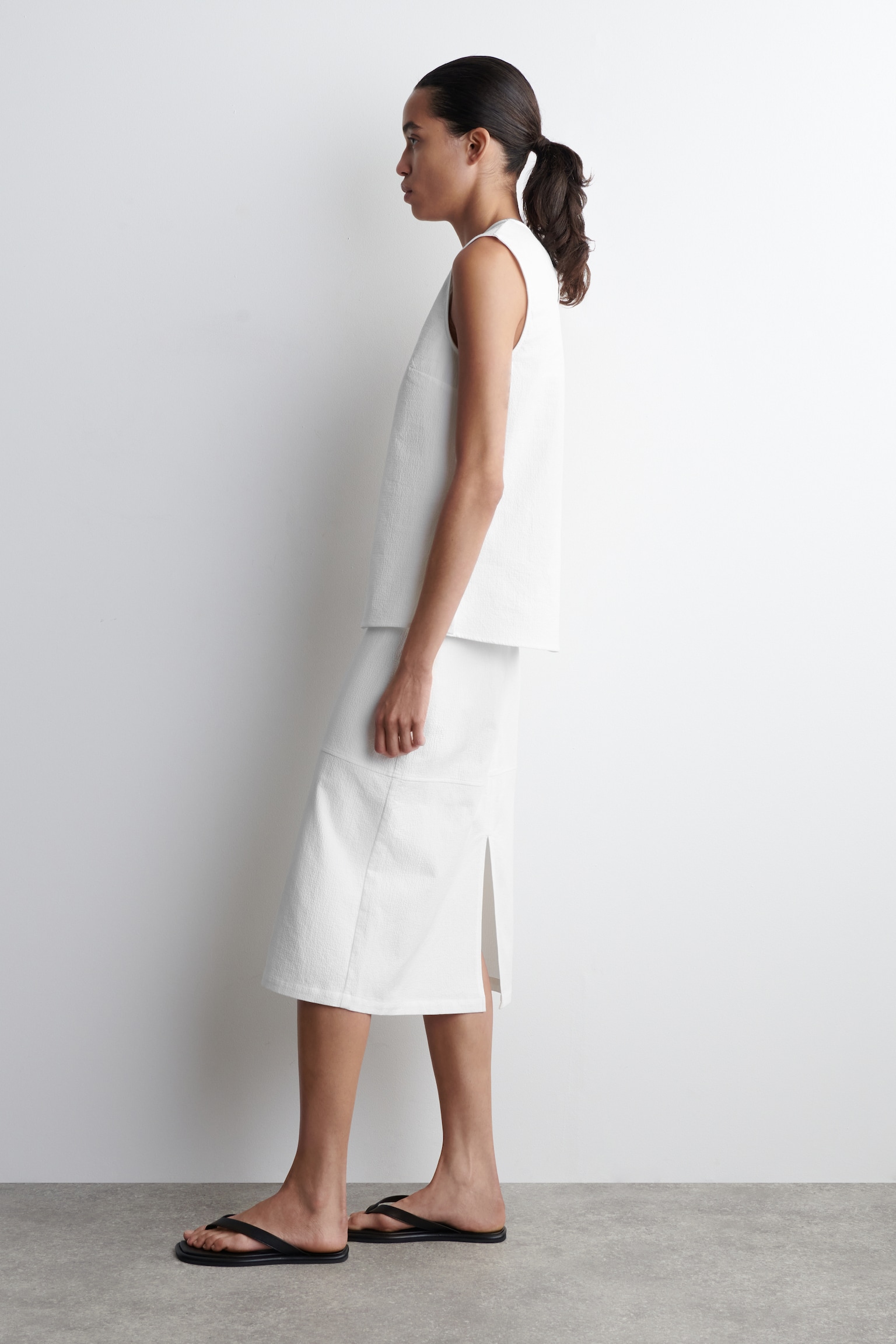 TOP SIN MANGAS ALGODÓN SEERSUCKER - BLANCO/GRIS - 6