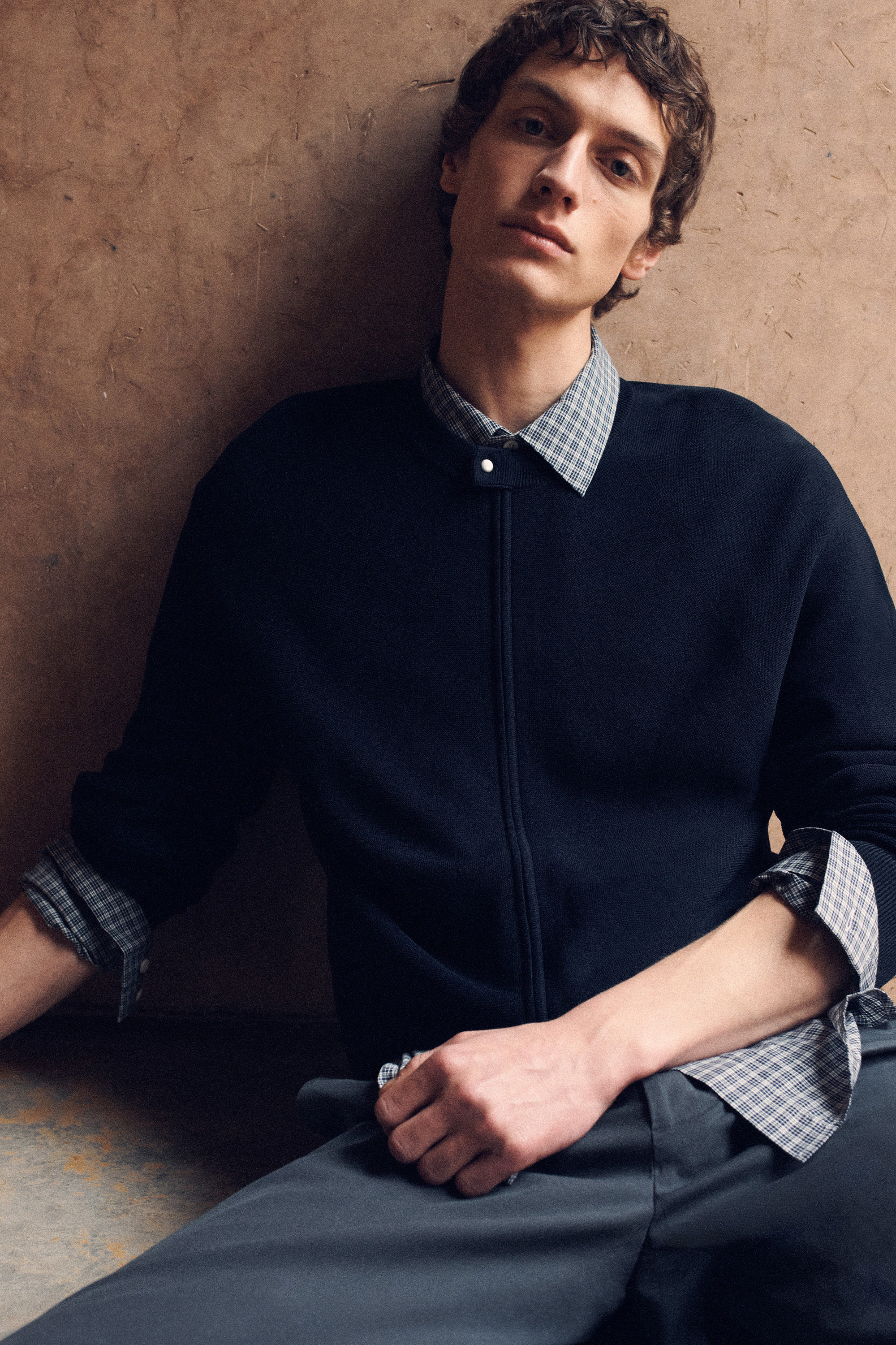 RACER-NECK KNITTED JACKET - NAVY | COS