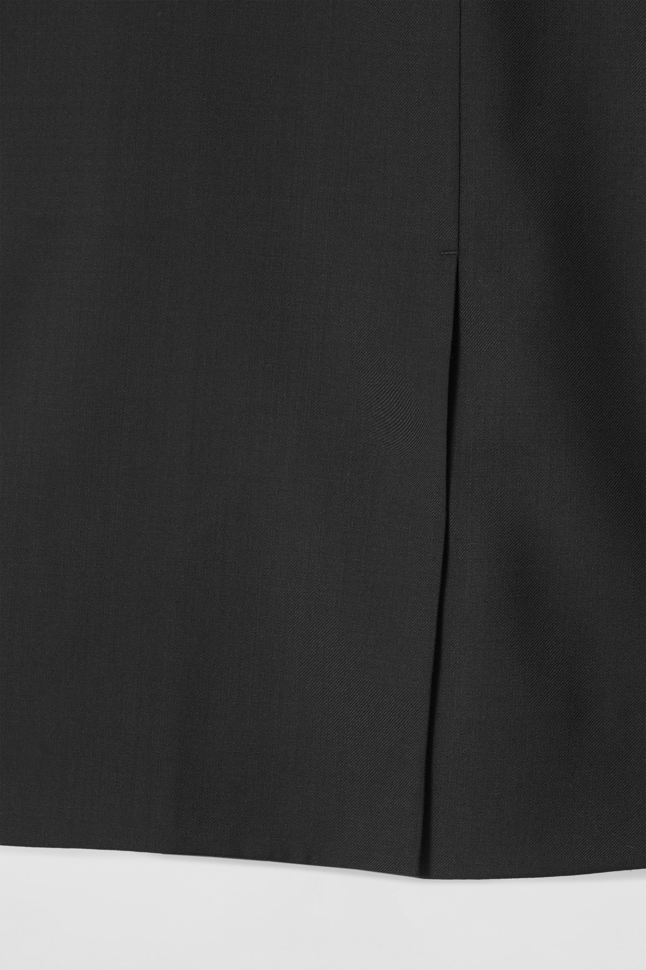 StillMedia/DescriptiveDetail