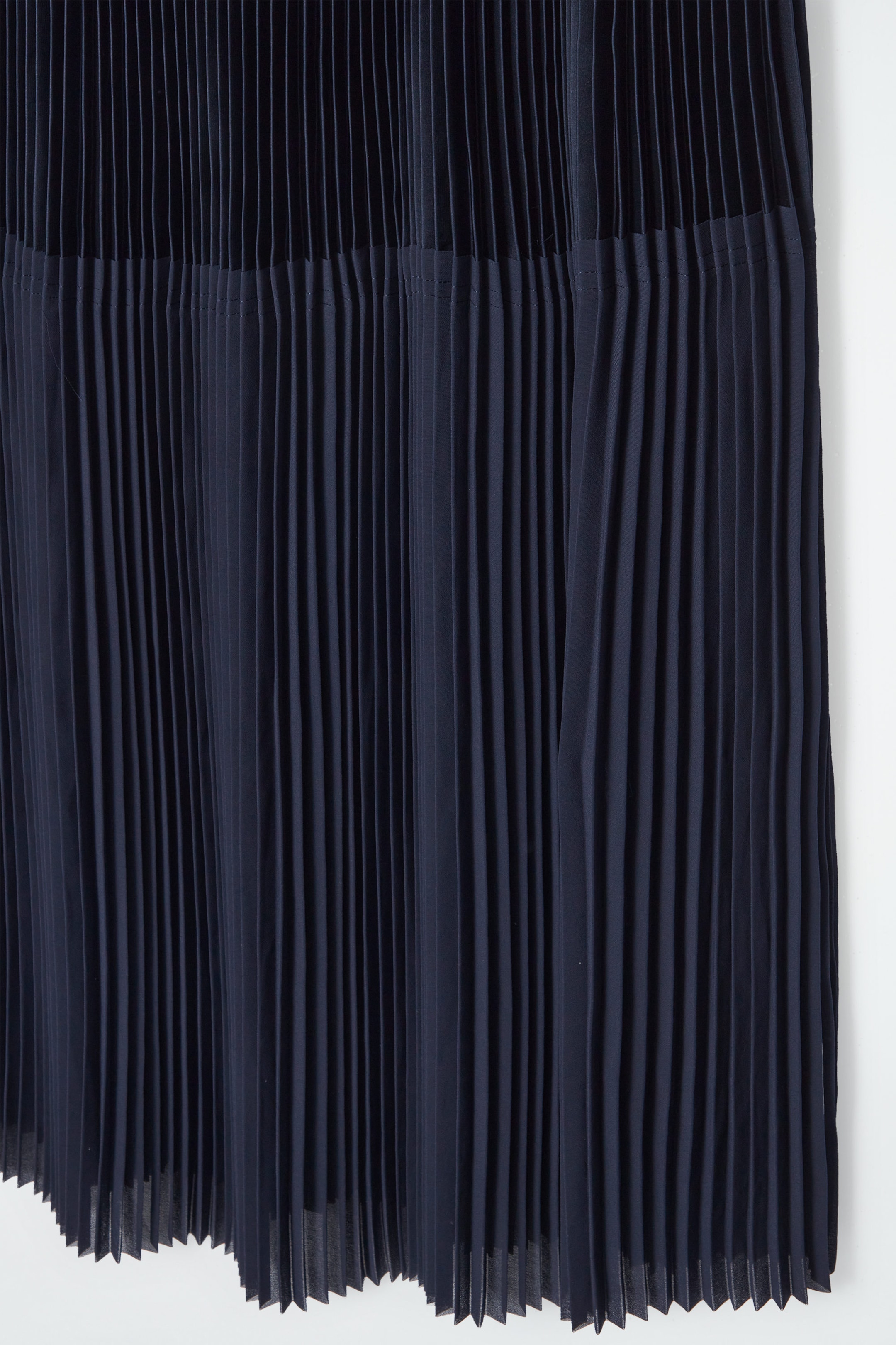 PANELLED PLEATED COLUMN MAXI SKIRT