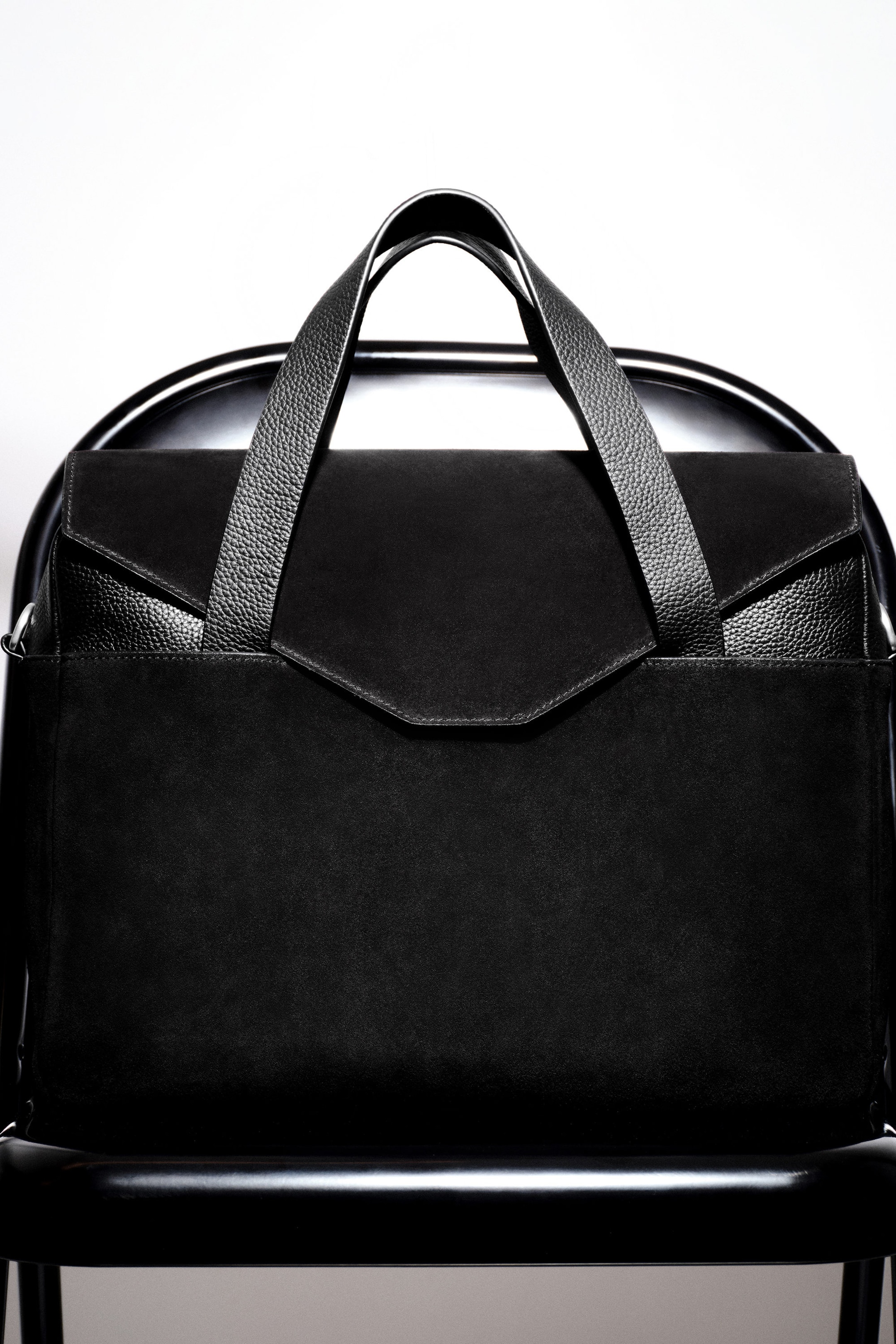 MINIMAL BRIEFCASE - SUEDE