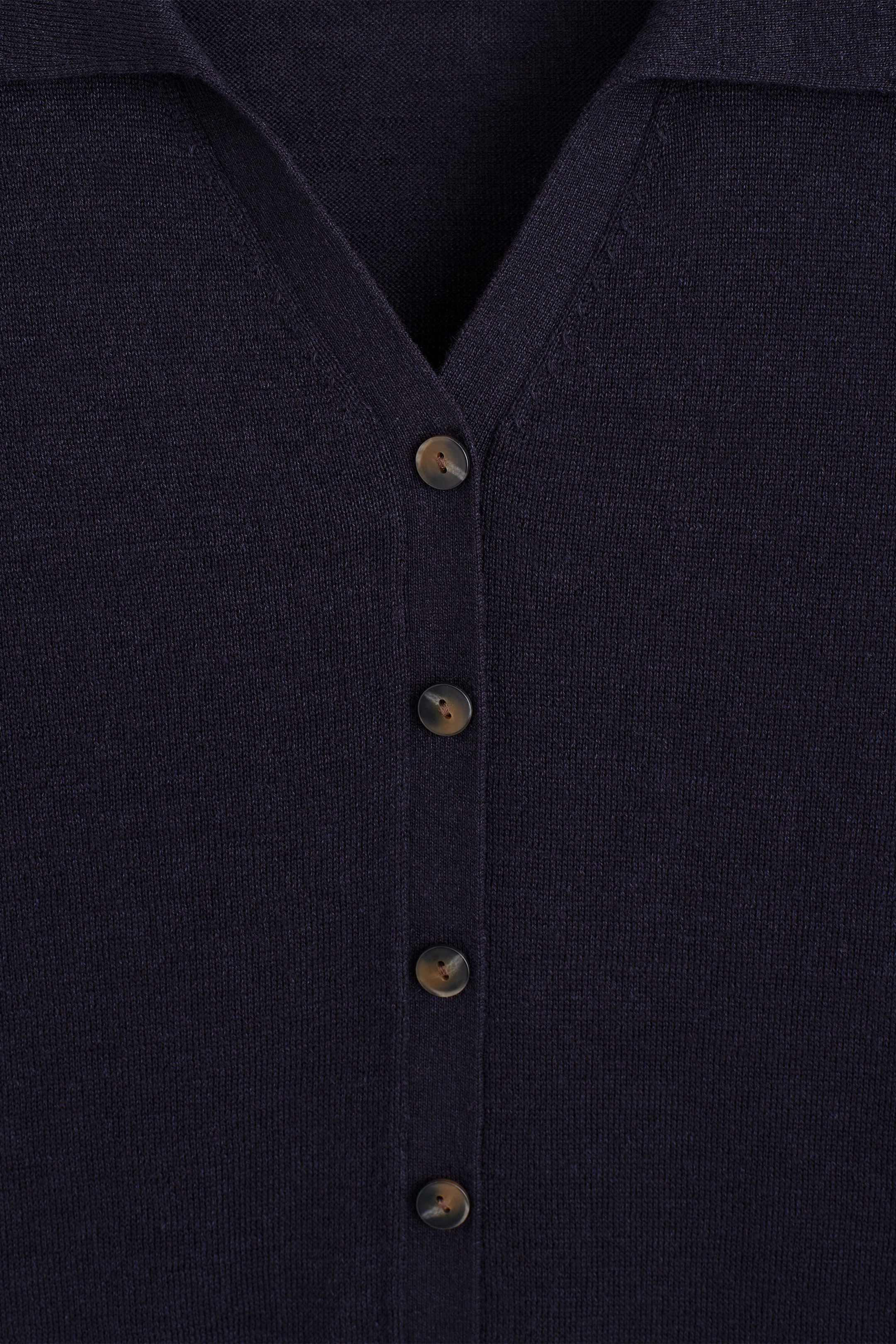 StillMedia/DescriptiveDetail
