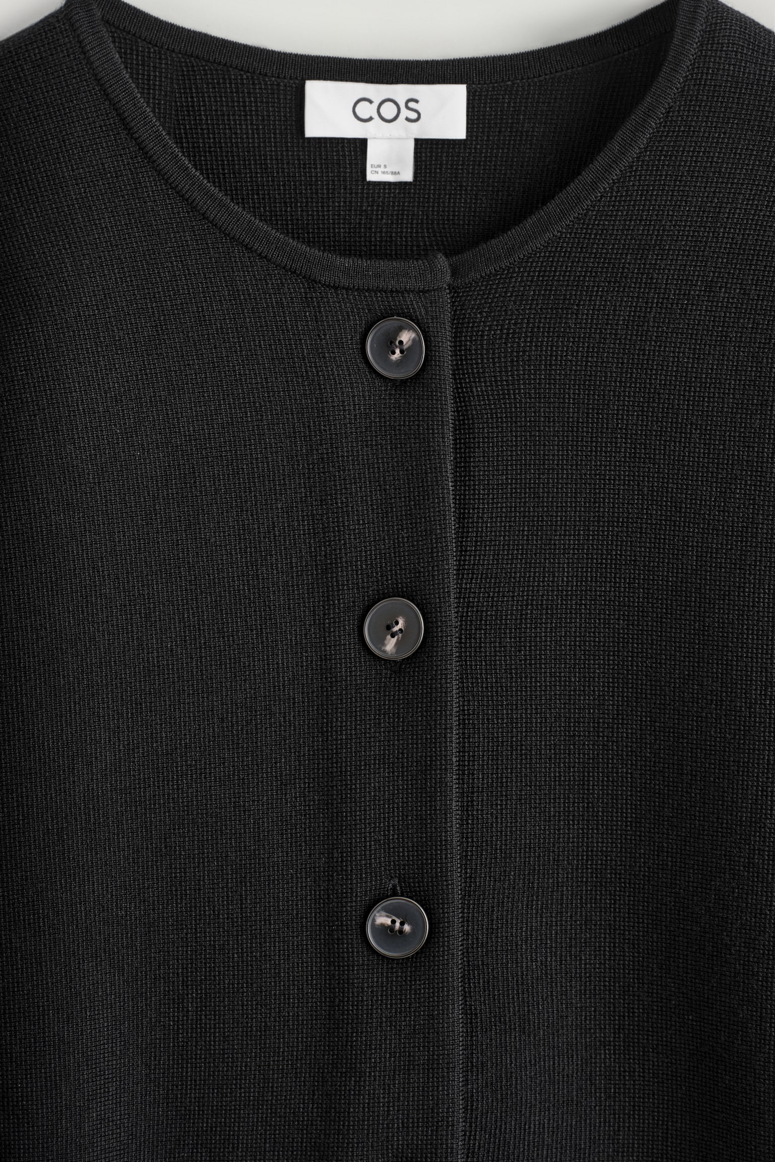 SCULPTED WOOL CARDIGAN - BLACK - 6