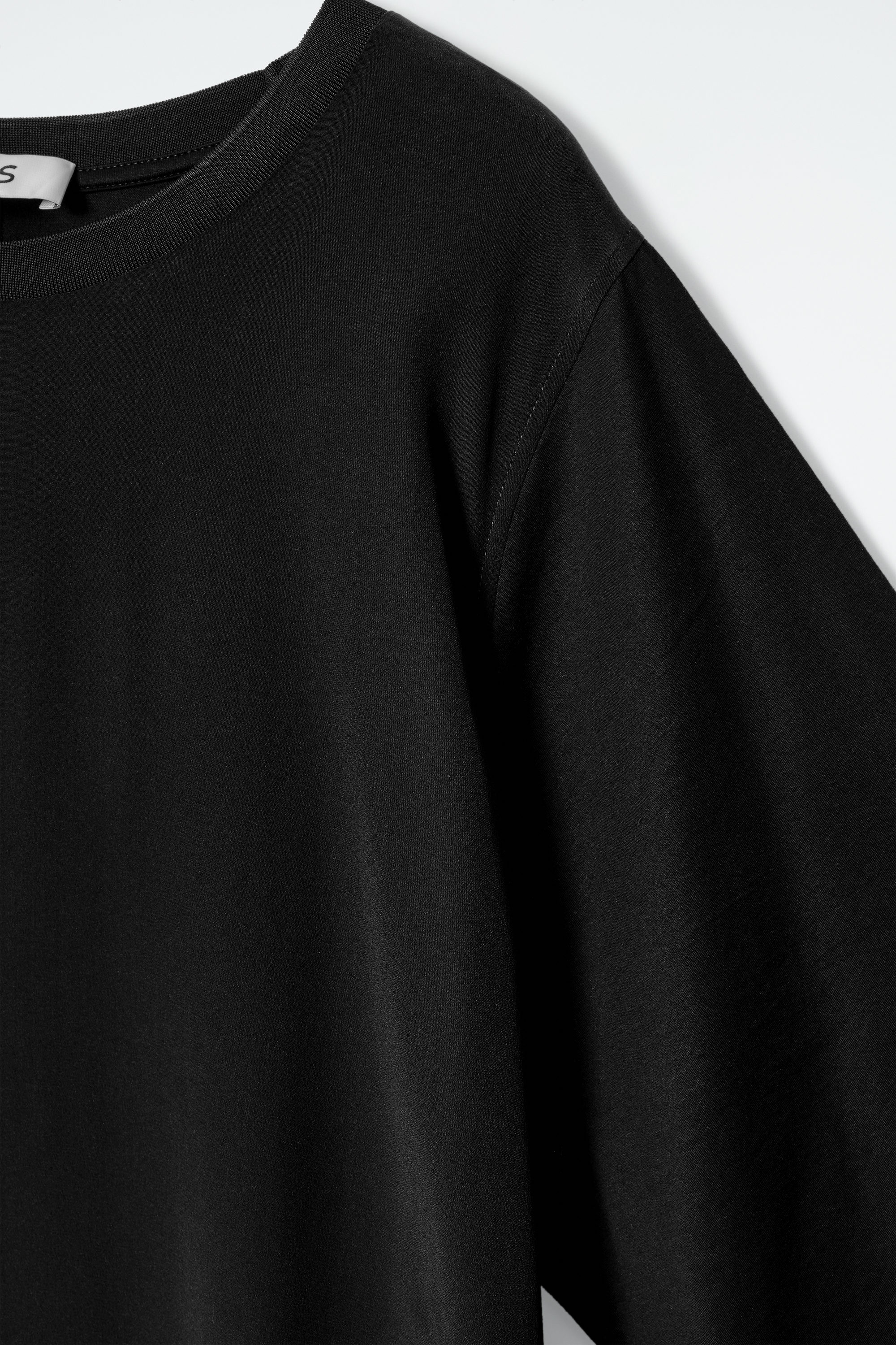 PANELED SILK MIDI T-SHIRT DRESS - BLACK | COS