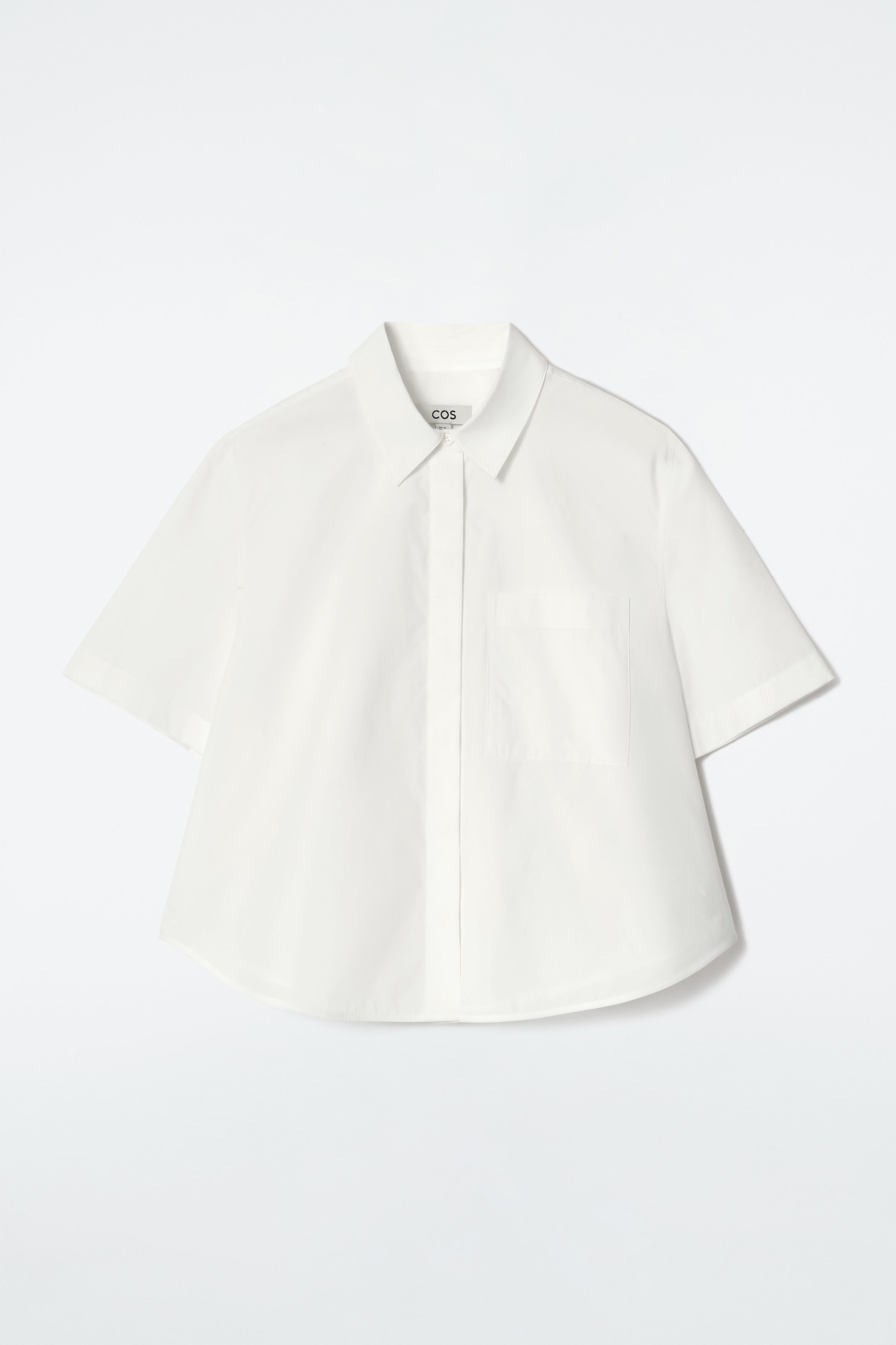 CROPPED SHORT-SLEEVED COTTON SHIRT - WHITE | COS
