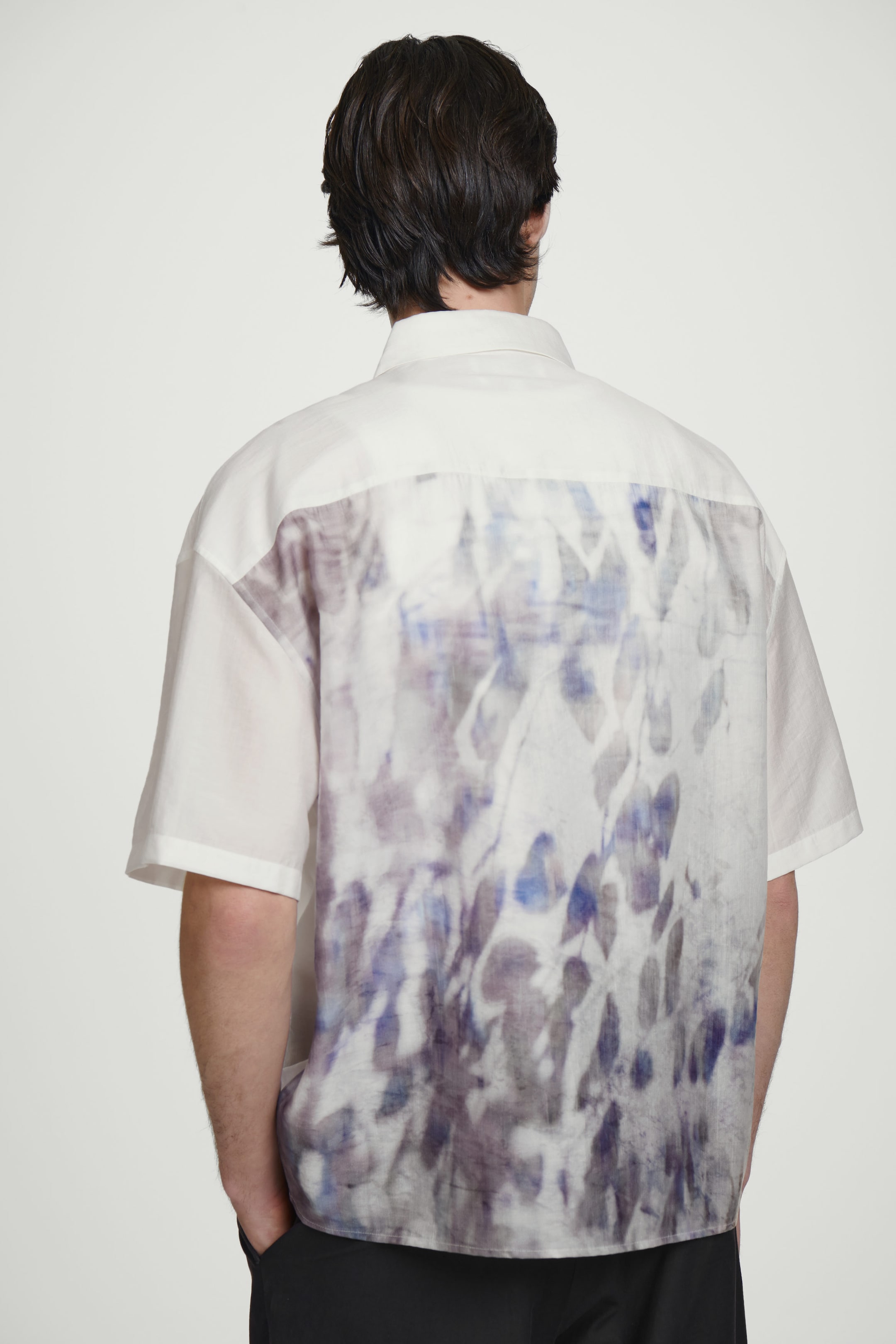 RELAXED SHORT-SLEEVED PRINTED RESORT SHIRT