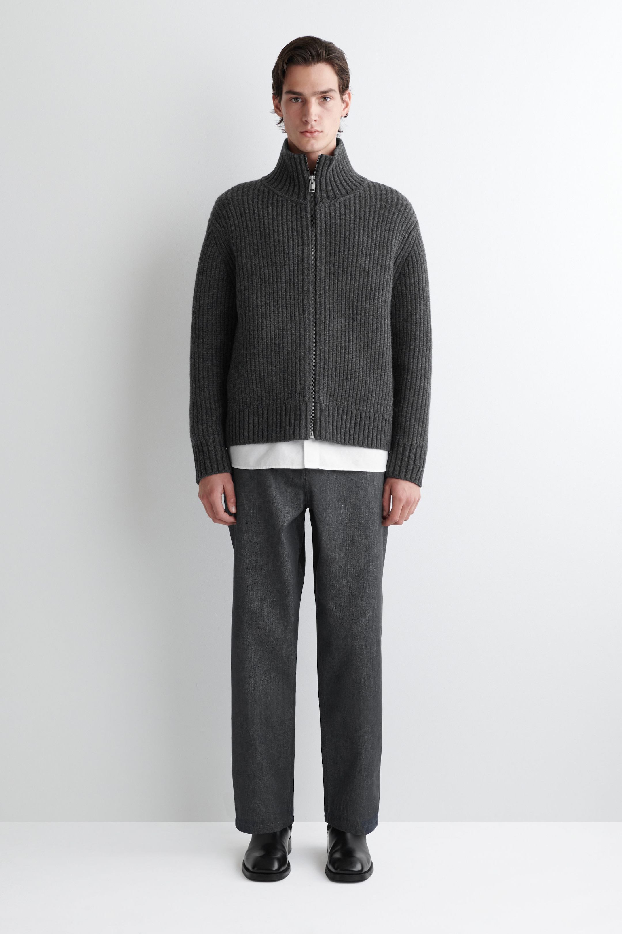 FUNNEL-NECK KNITTED WOOL JACKET