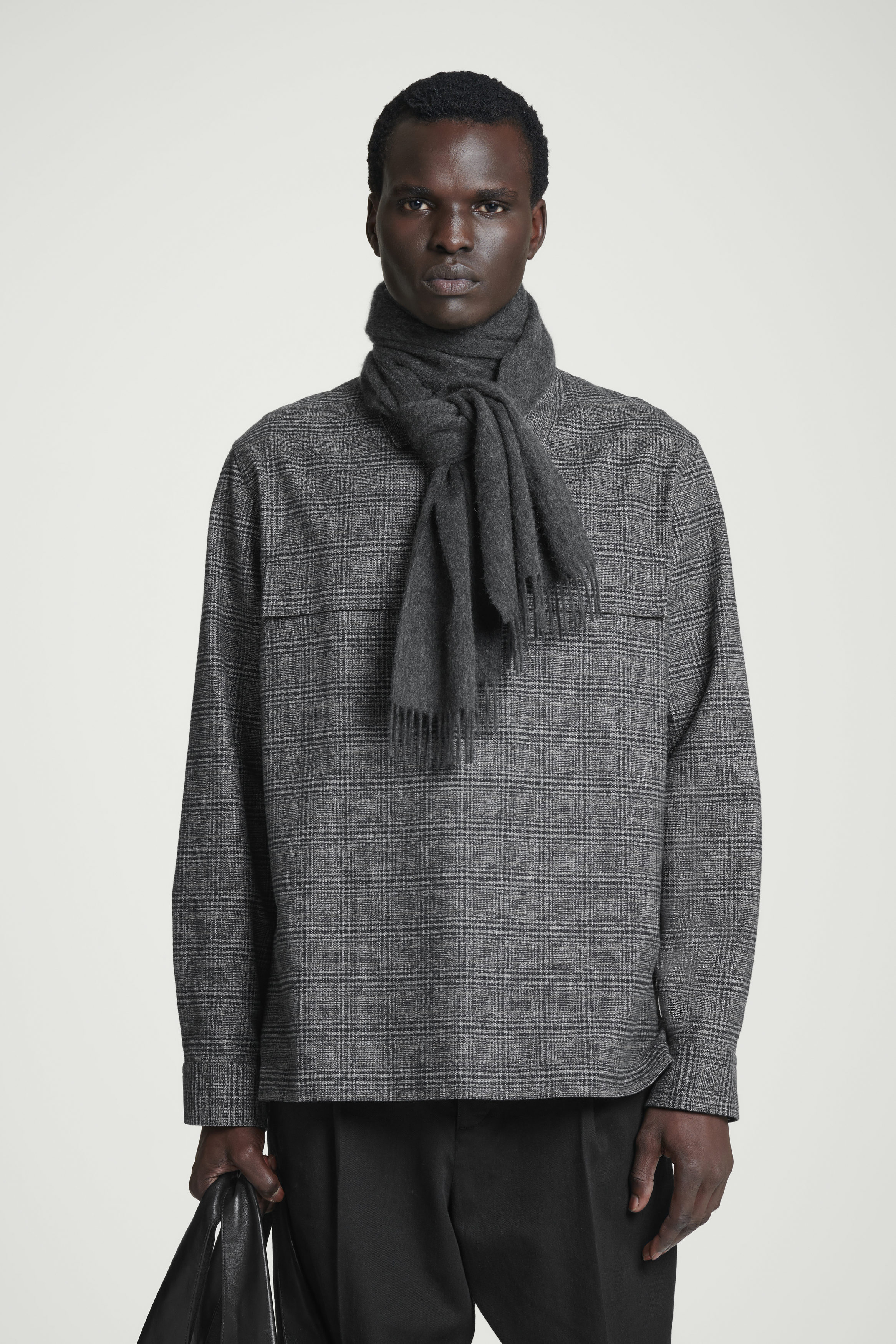 【新品未使用】3color Horse scarf Cashmere 完売品 新品未使用】3color Horse scarf Cashmere 完売品 - メルカリ
