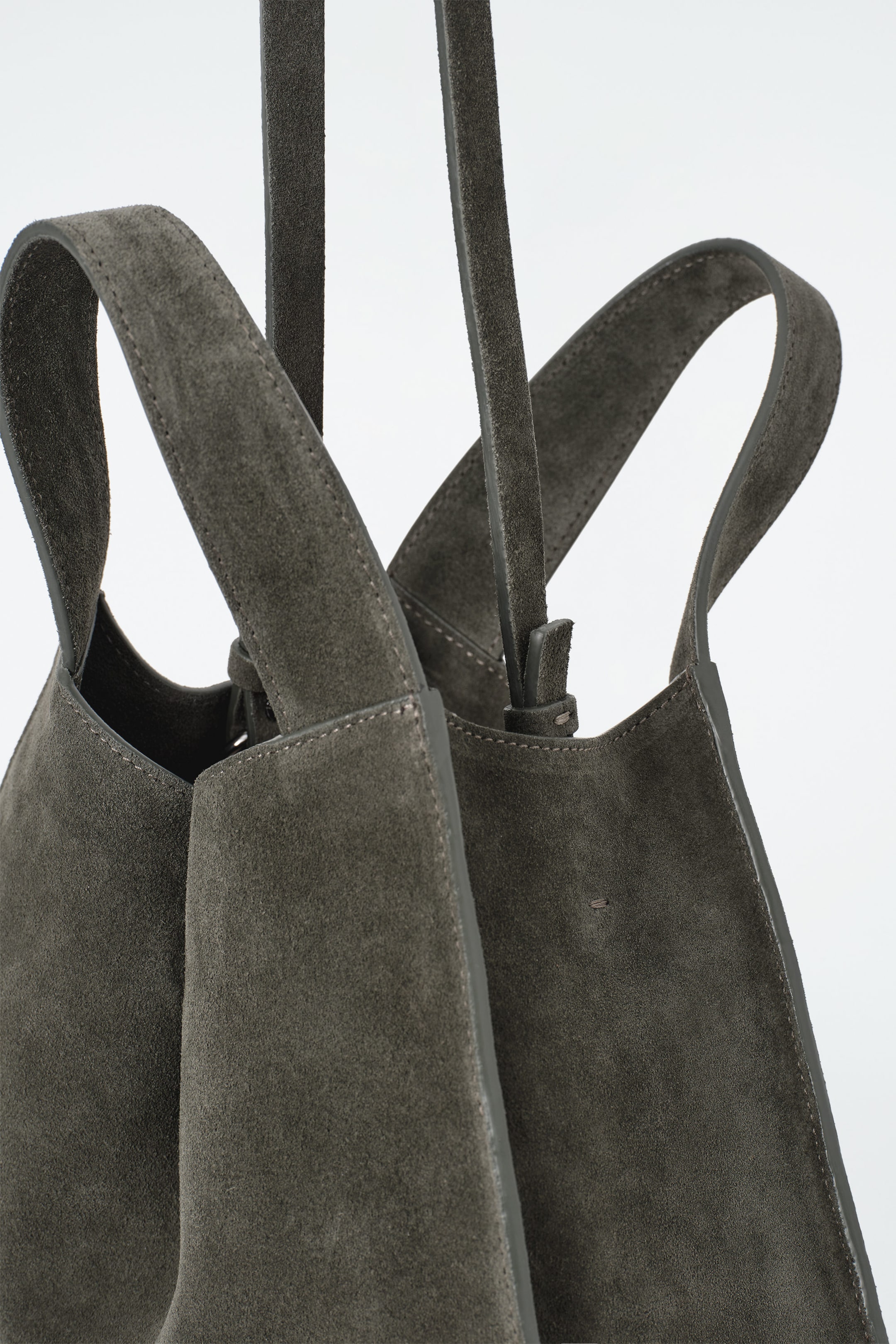 ALCOVE KLEINE TOTE BAG - VELOURSLEDER