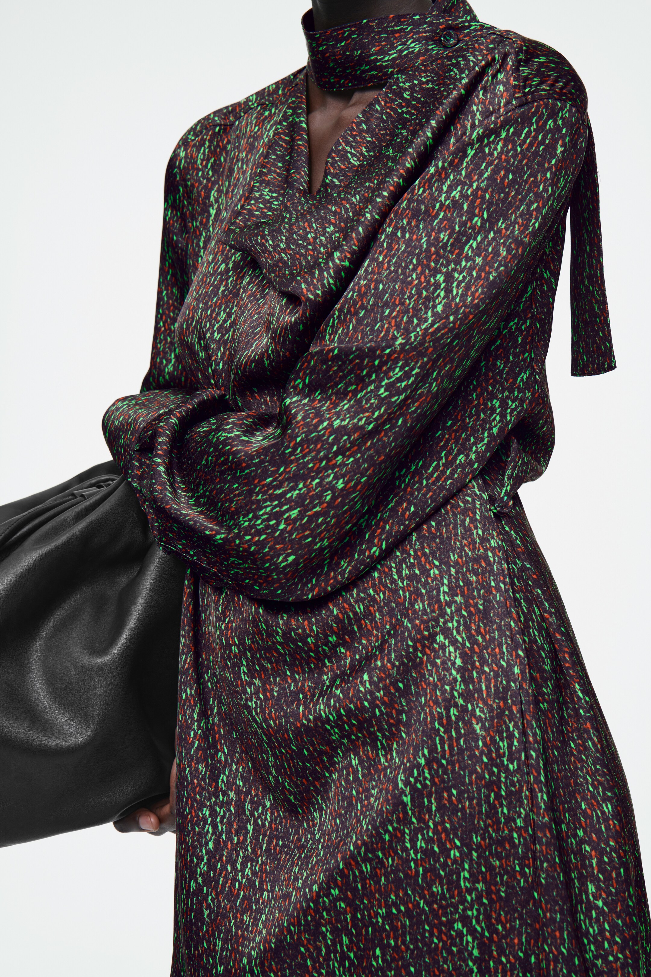 Grösseres Bild ansehen: BEDRUCKTES MIDIKLEID MIT SCHALDETAIL - HOUSE OF YES - DAMEN | H&M CH 4