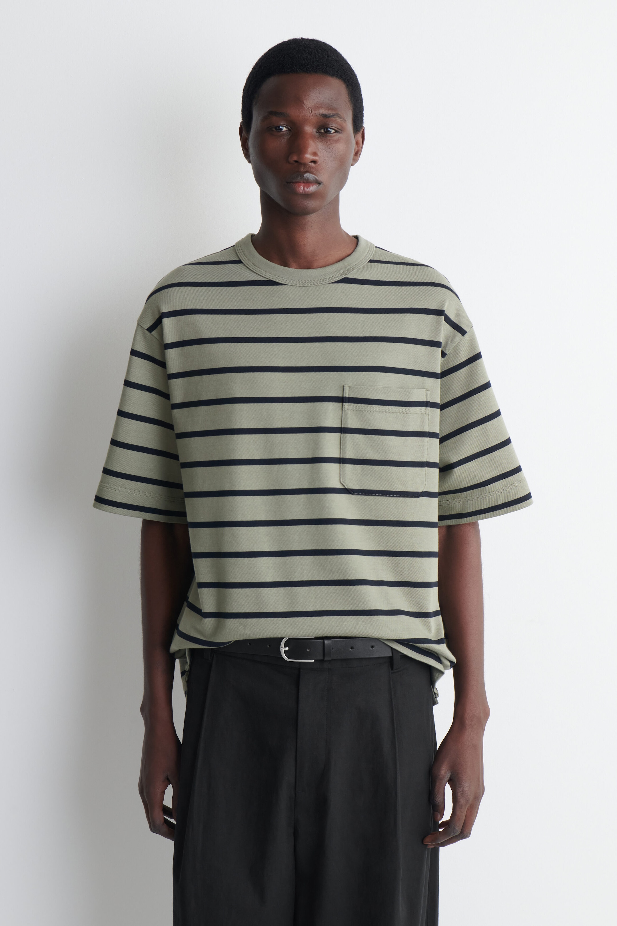 T-SHIRT OVERSIZE Z GRUBEJ BAWEŁNY