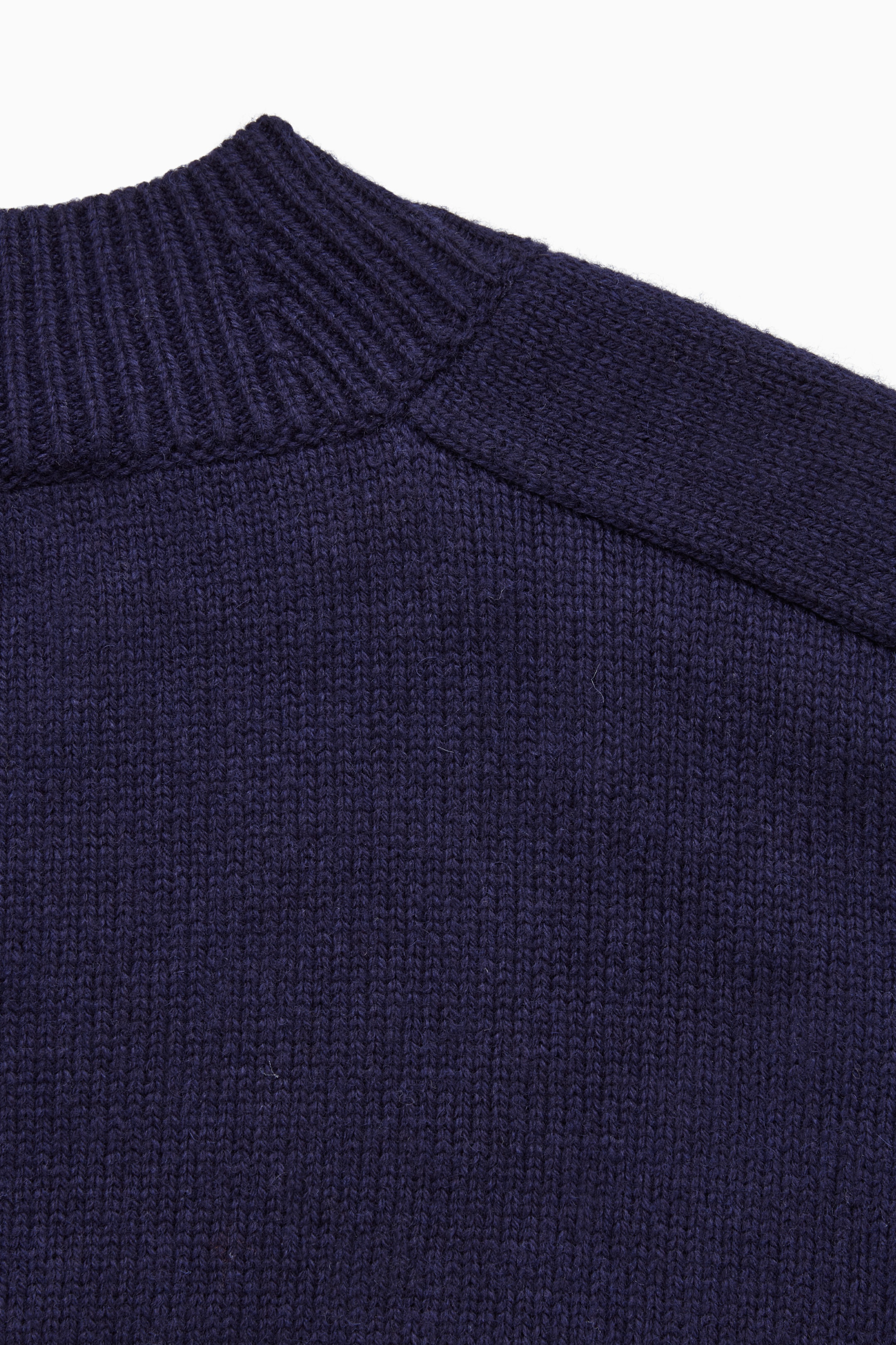 Se større billede: OVERSIZED V-NECK WOOL JUMPER - NAVY - DAME | H&M DK 2