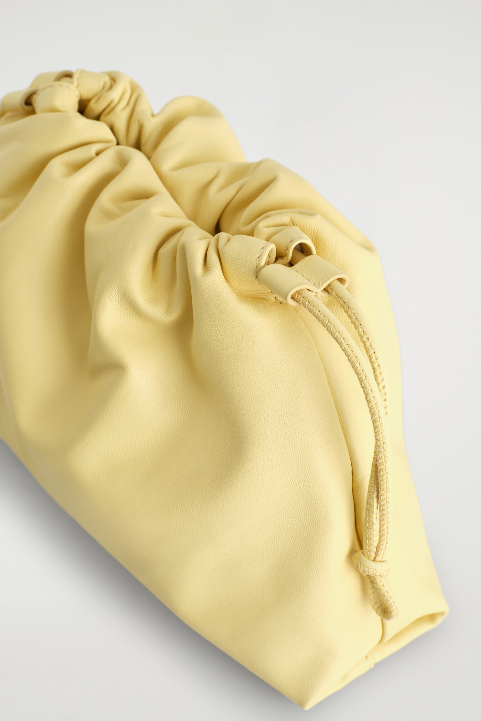 BOLSO DE MANO CAVATELLI MINI - PIEL - AMARILLO MANTEQUILLA/BURDEOS/AZUL MARINO - 4