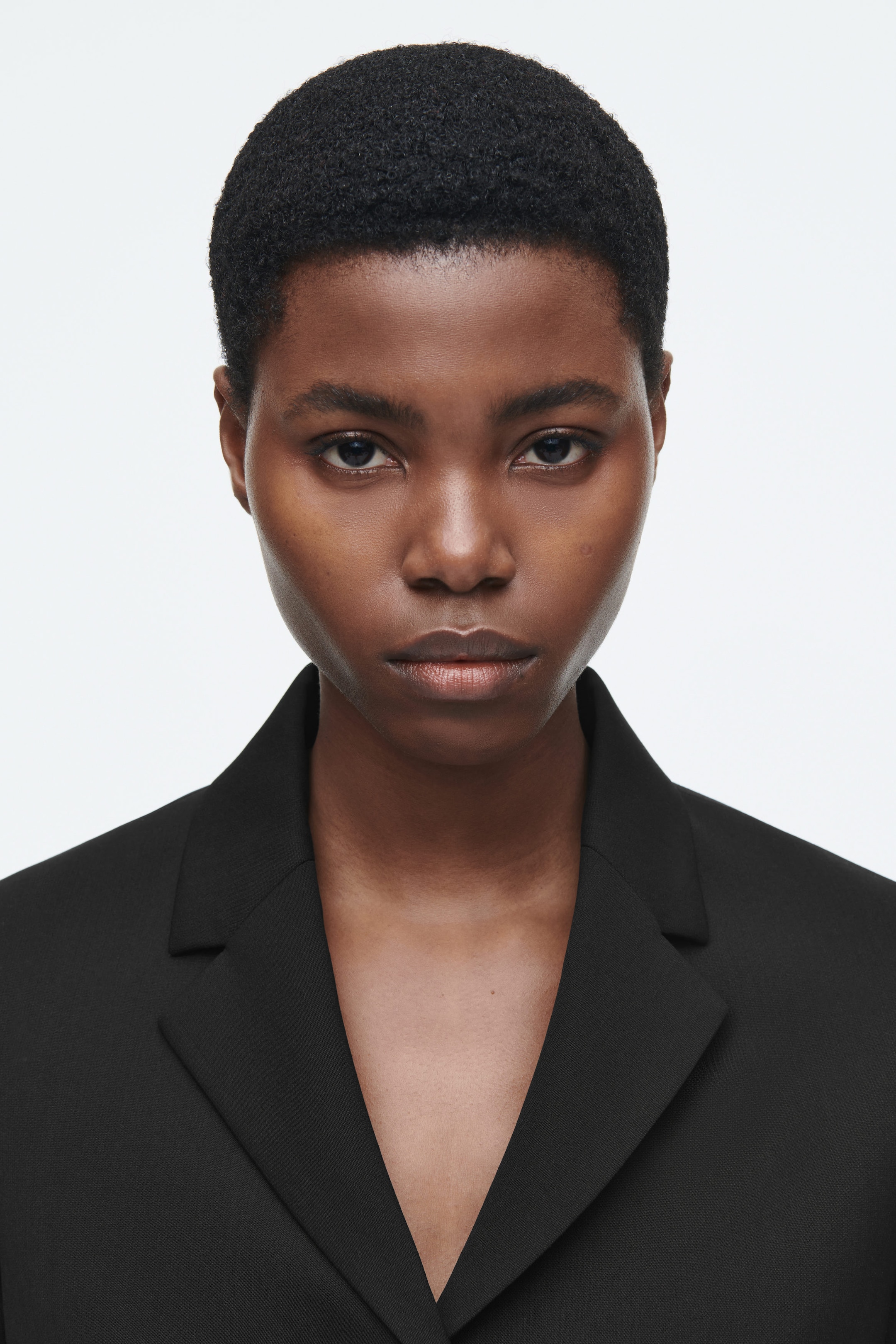 SHORT WOOL BLAZER