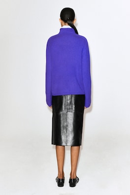 PURE CASHMERE MOCK-NECK SWEATER — PURPLE 5