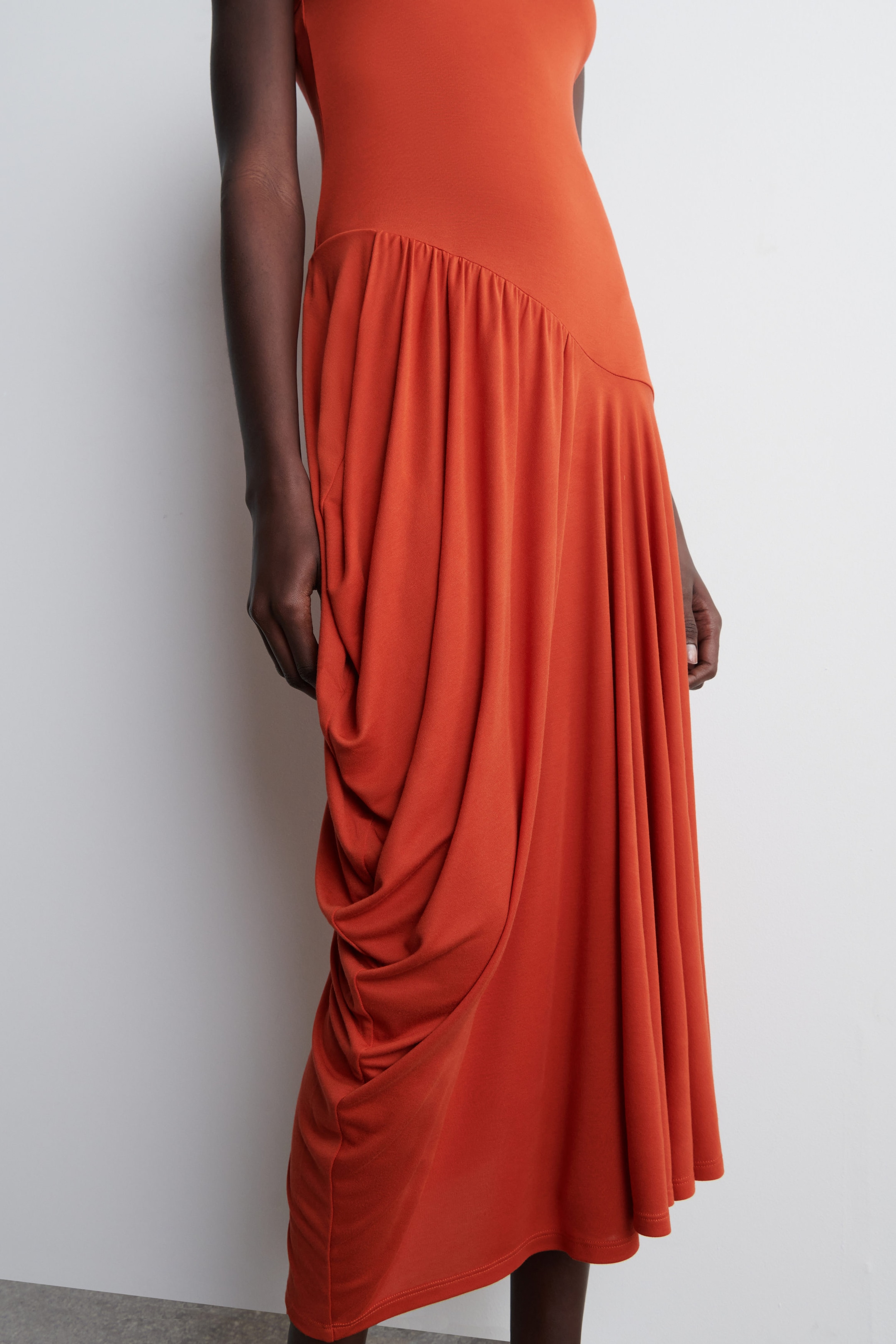 ASYMMETRIC DRAPED MIDI DRESS