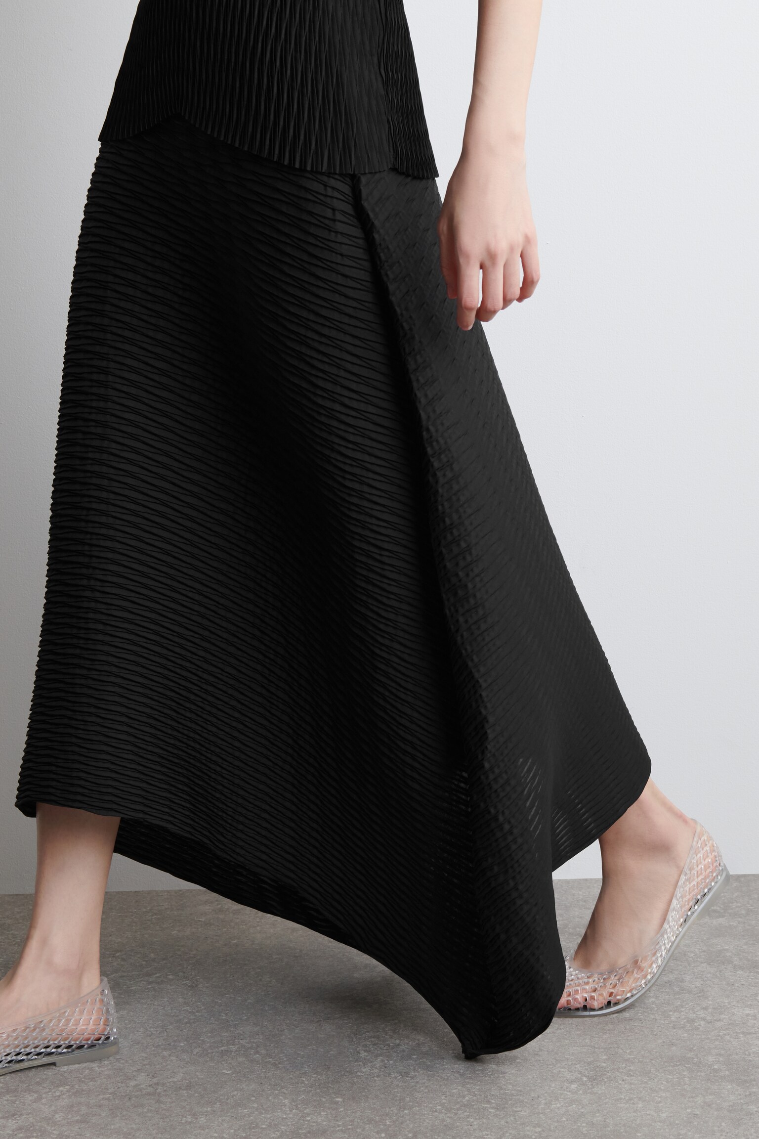 FALDA MIDI PLISADA VOLUMINOSA - NEGRO - 5