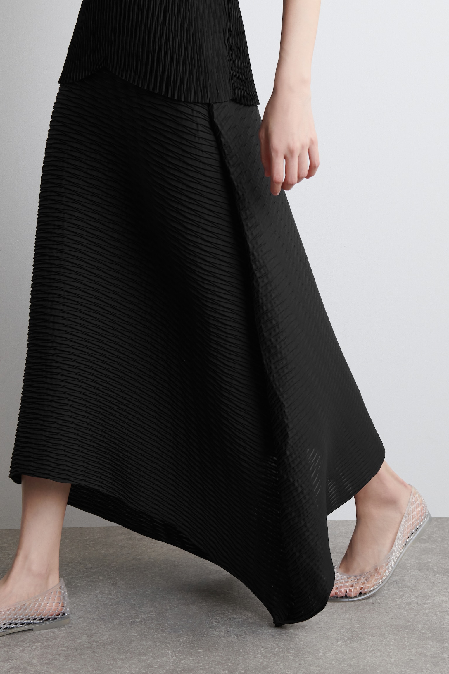 FALDA MIDI PLISADA VOLUMINOSA - NEGRO - 3