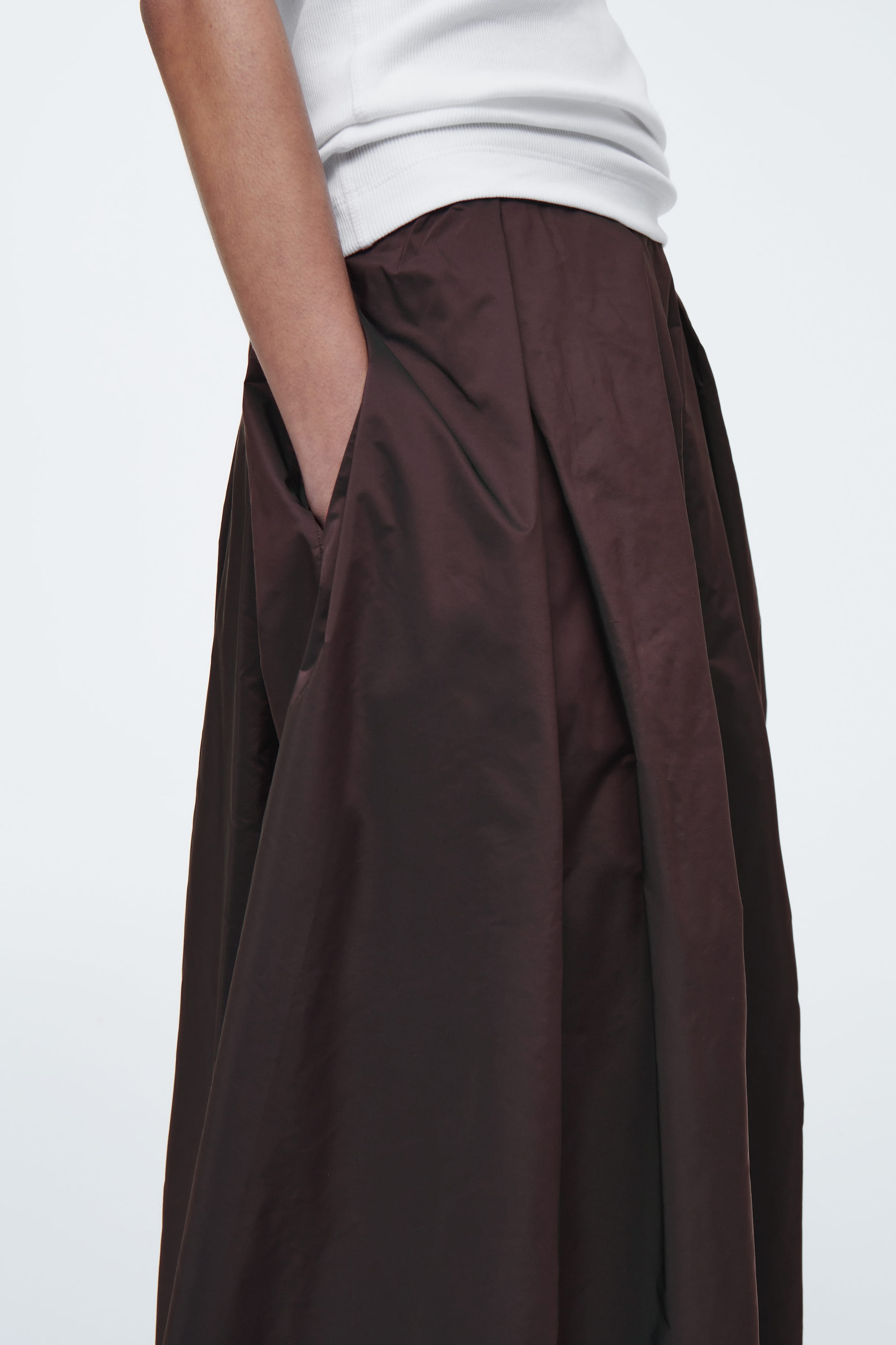 VOLUMINOUS PLEATED CULOTTES