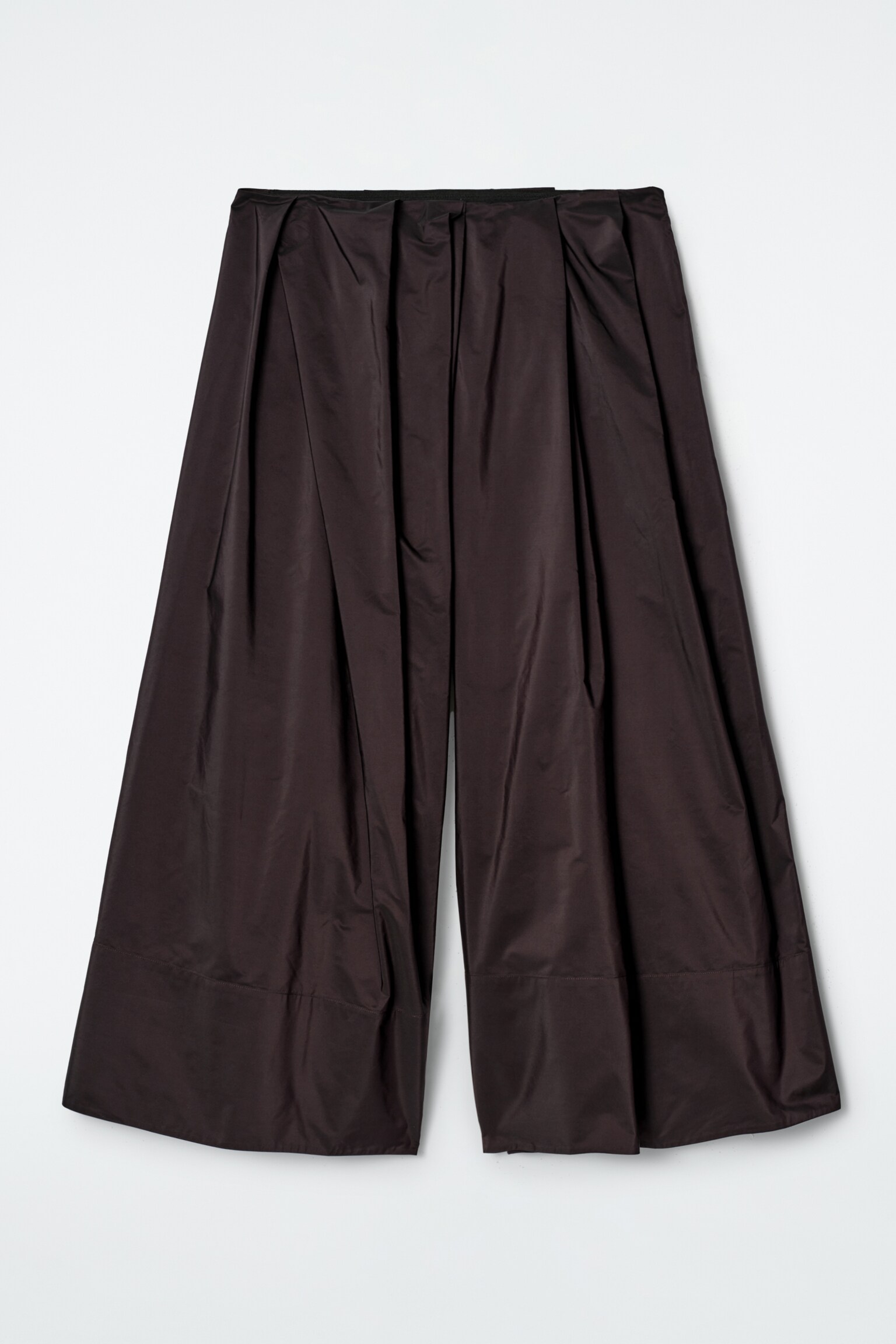 PANTALONES CULOTTE VOLUMINOSOS CON PINZAS - MARRÓN - 2
